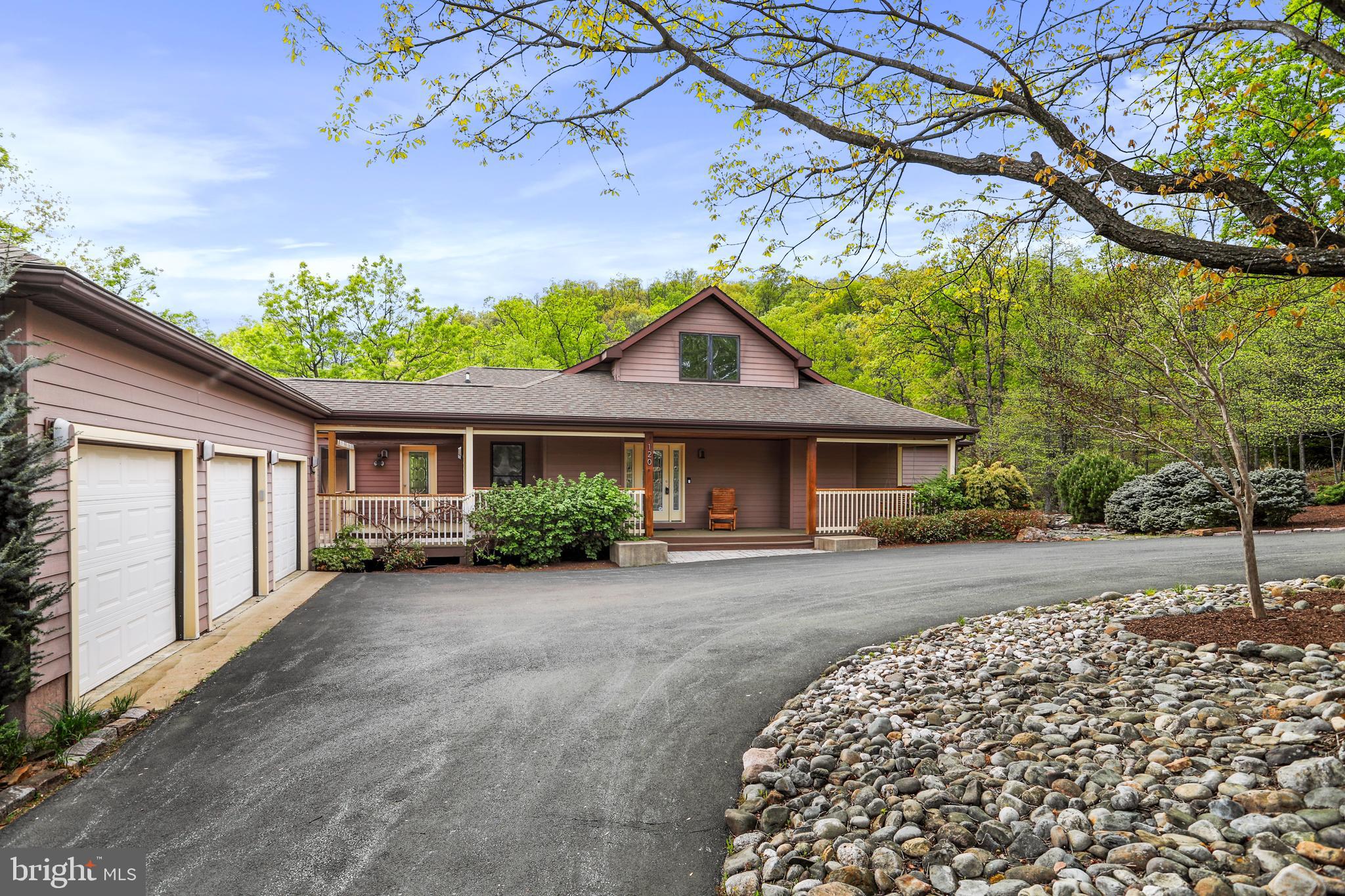 120 LOOKOUT RIDGE