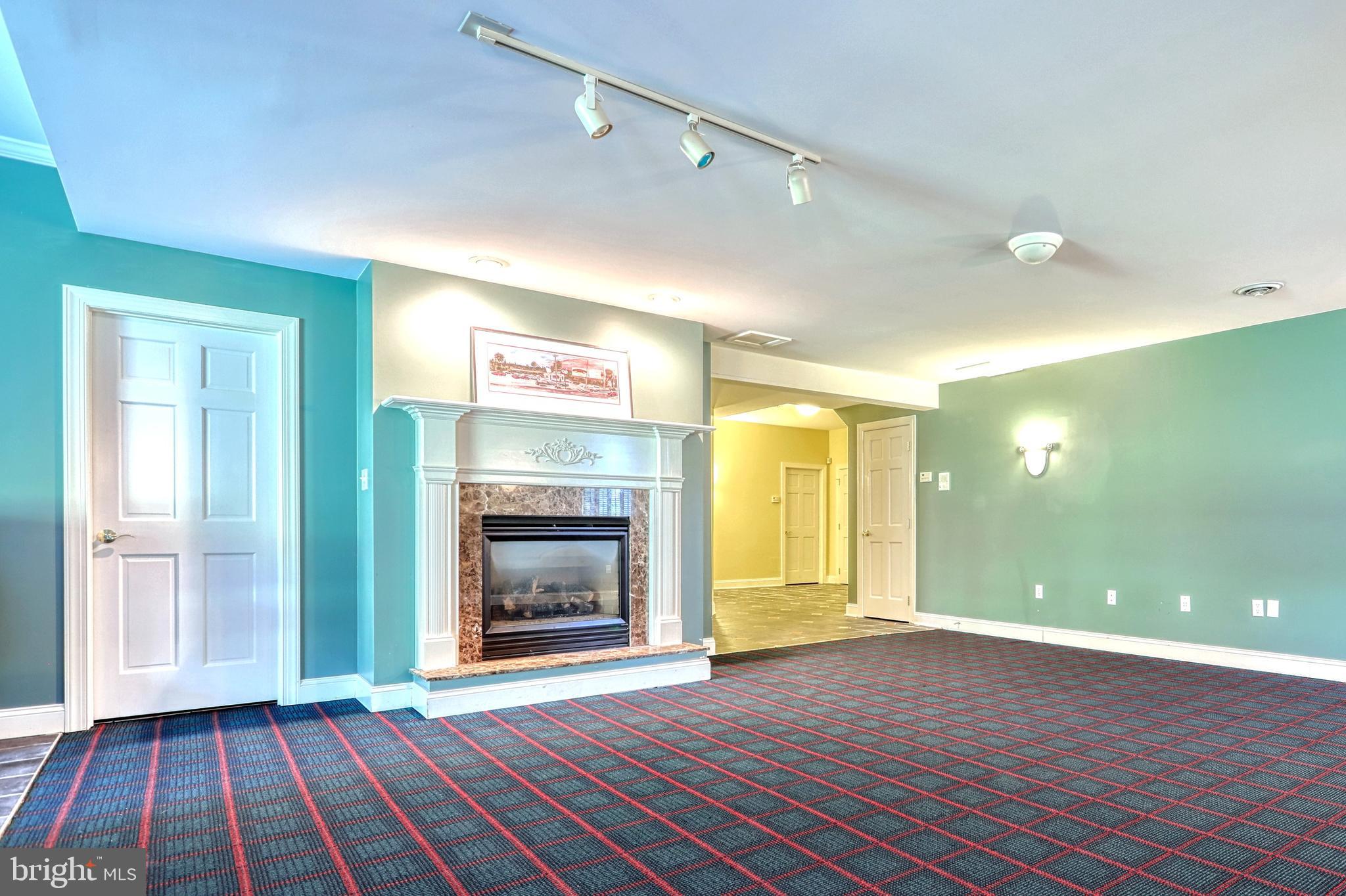 BRITTANY II - Residential