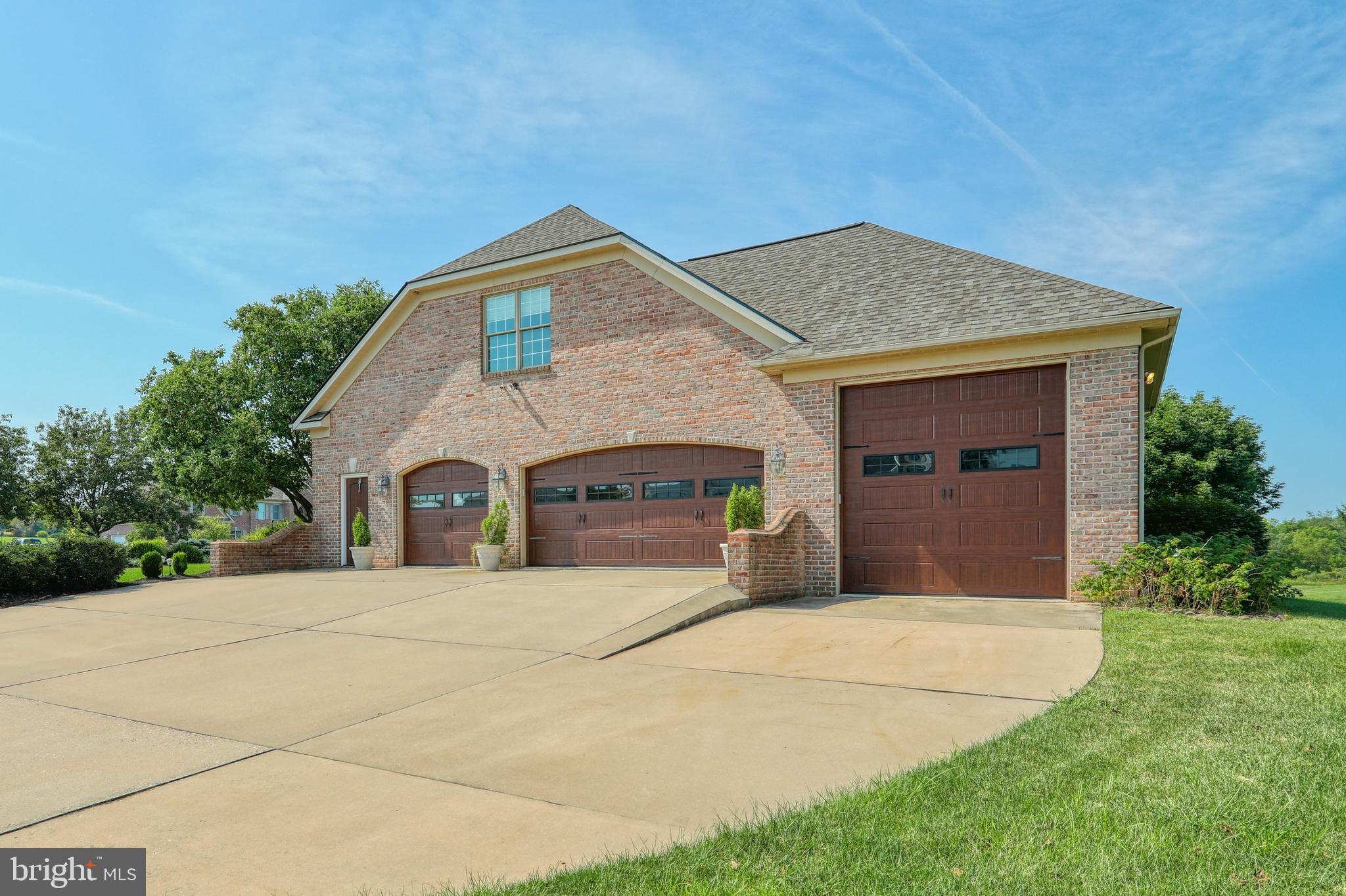 BRITTANY II - Residential