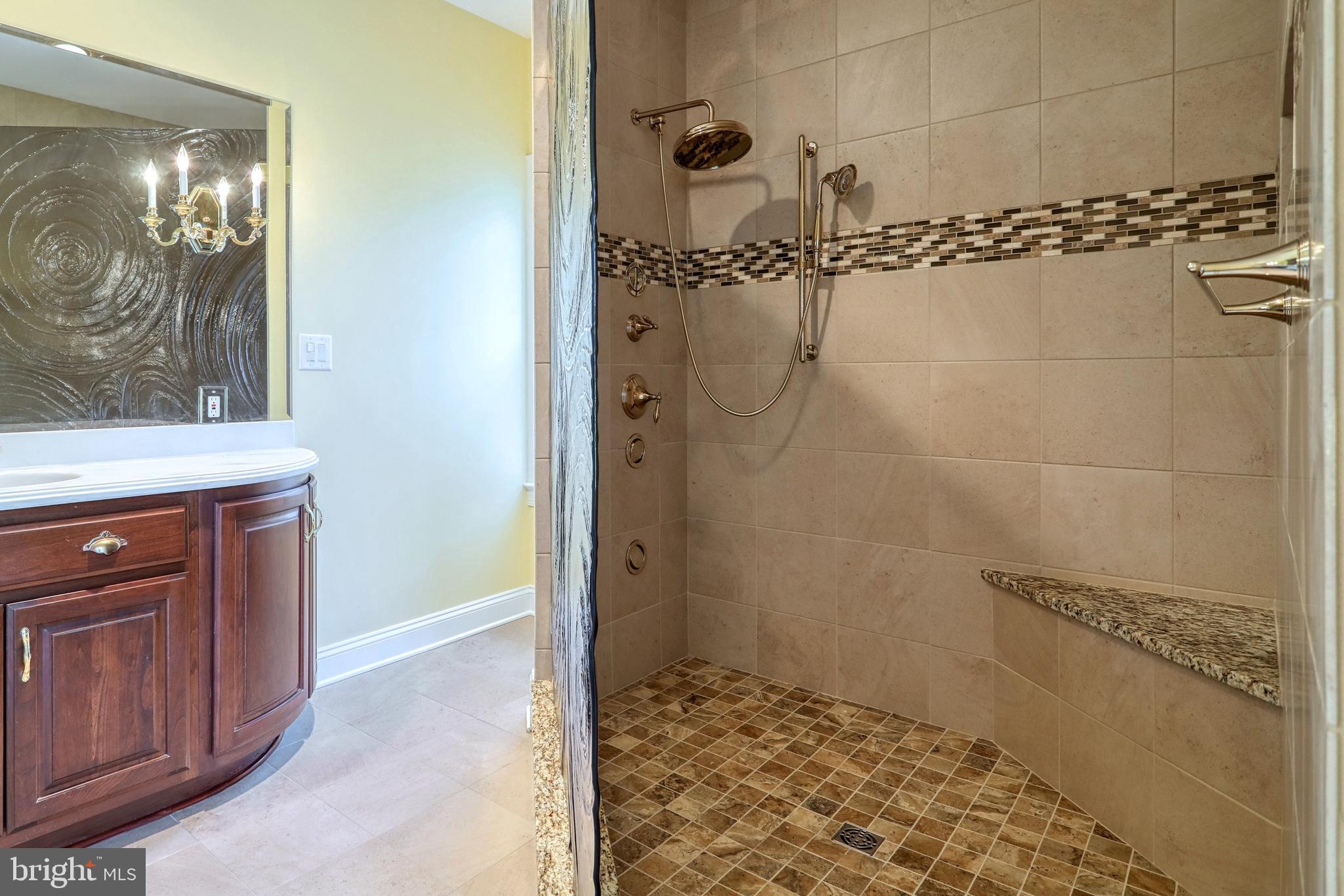 BRITTANY II - Residential