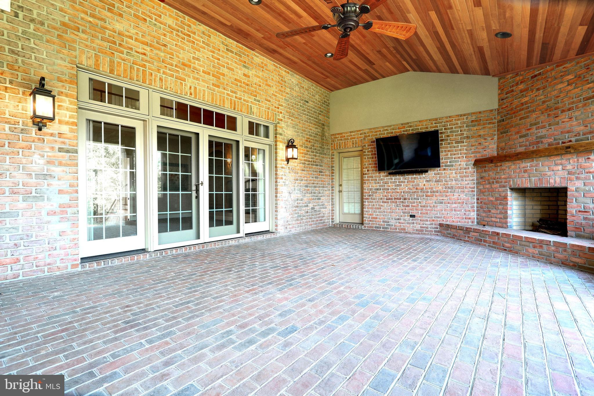 BRITTANY II - Residential