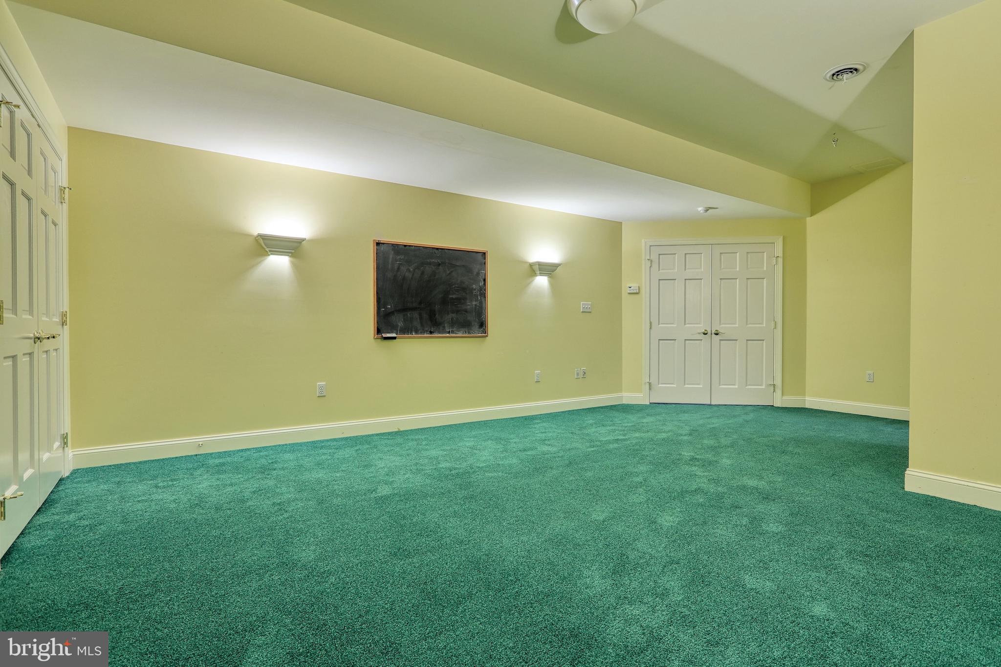 BRITTANY II - Residential