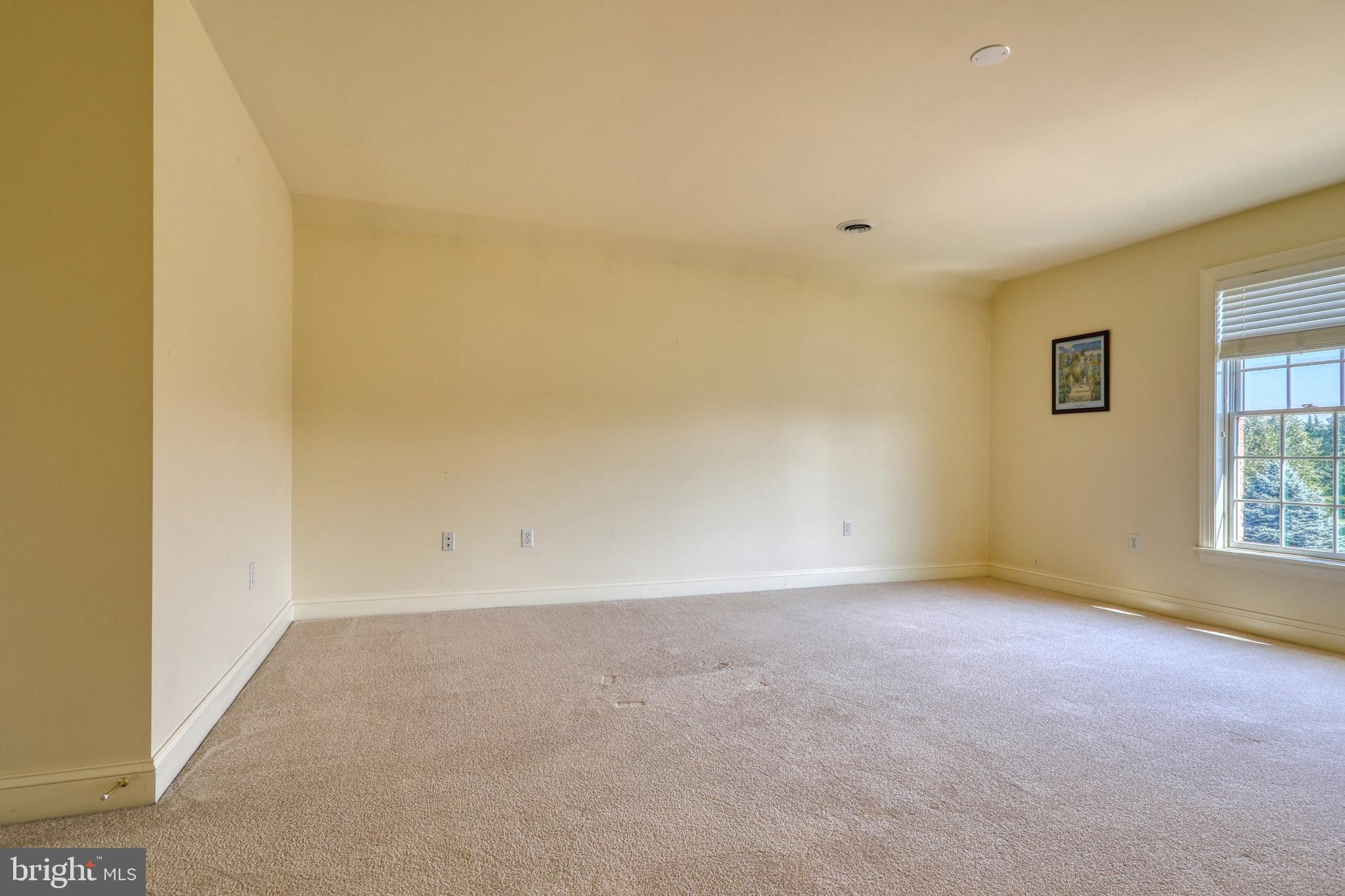 BRITTANY II - Residential