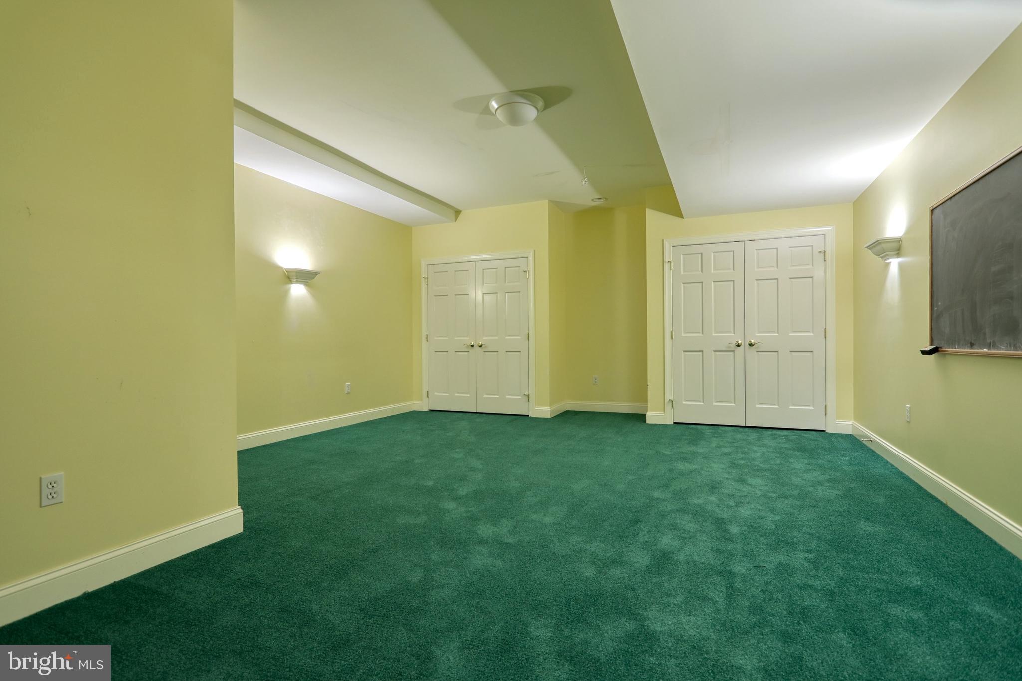 BRITTANY II - Residential