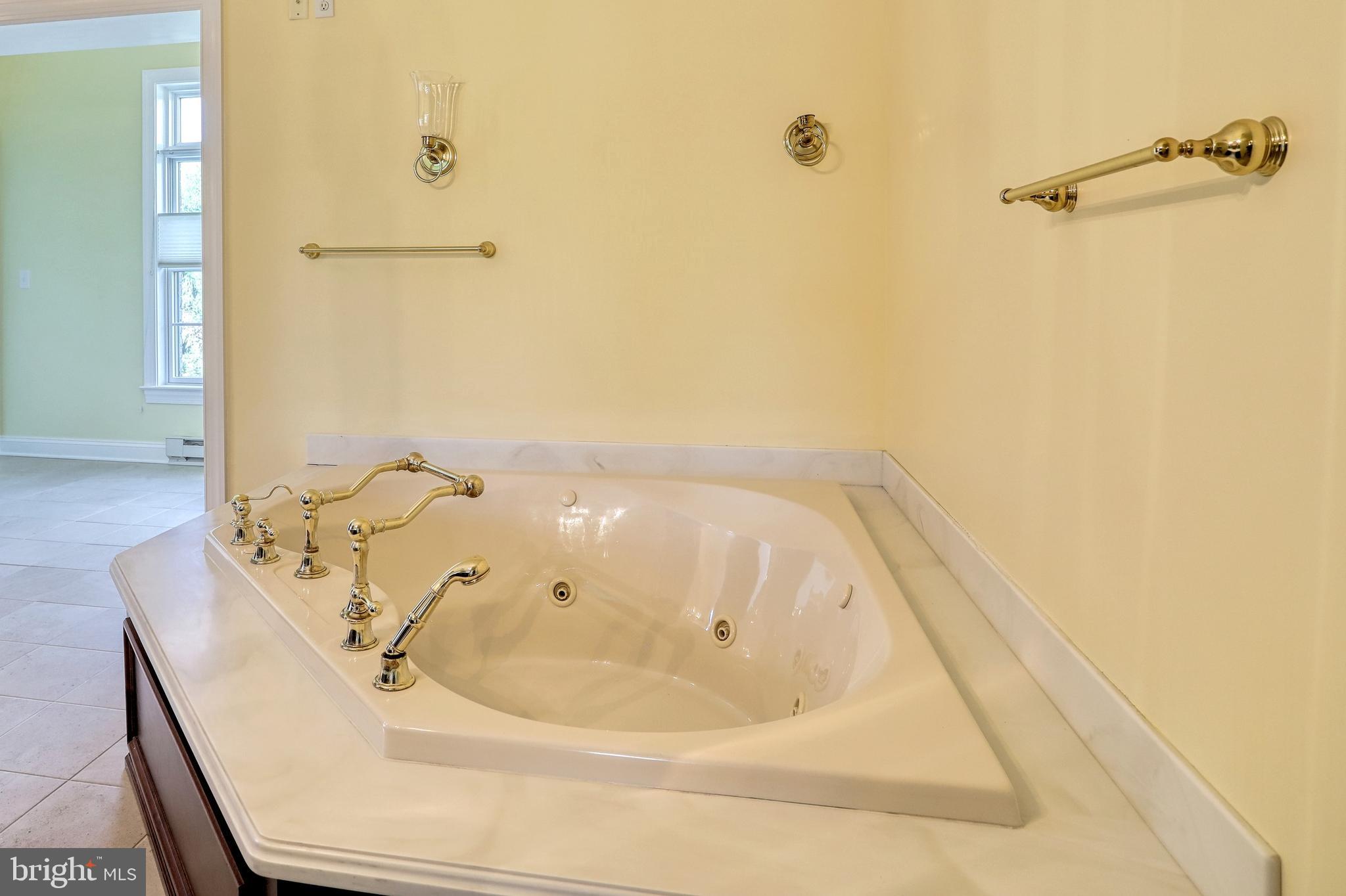 BRITTANY II - Residential