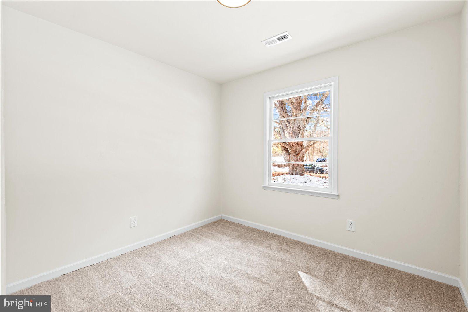 SHADY LANE - Residential