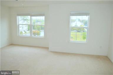 ASBURY WOODS - Residential