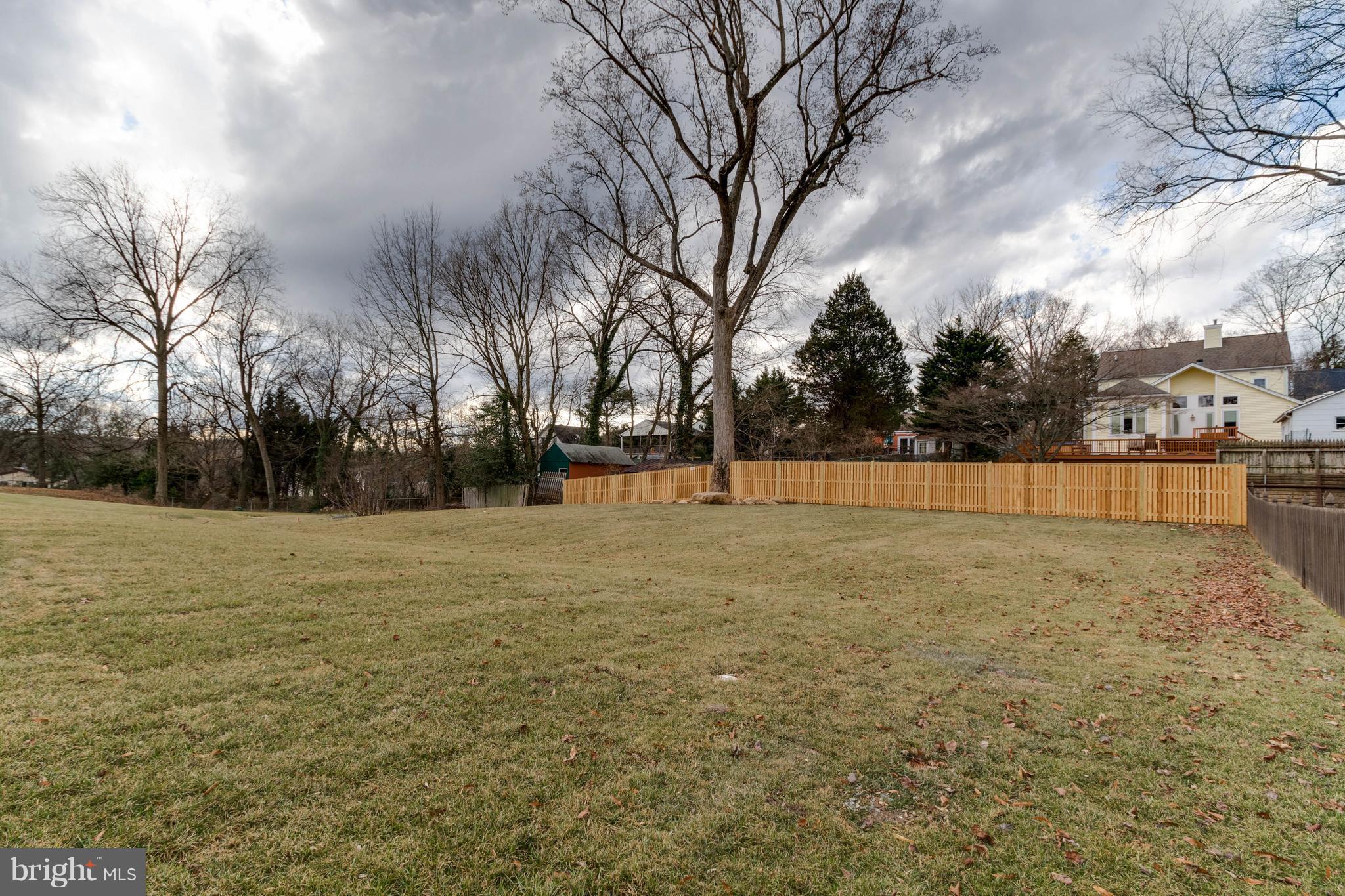 CABIN JOHN PARK - Residential