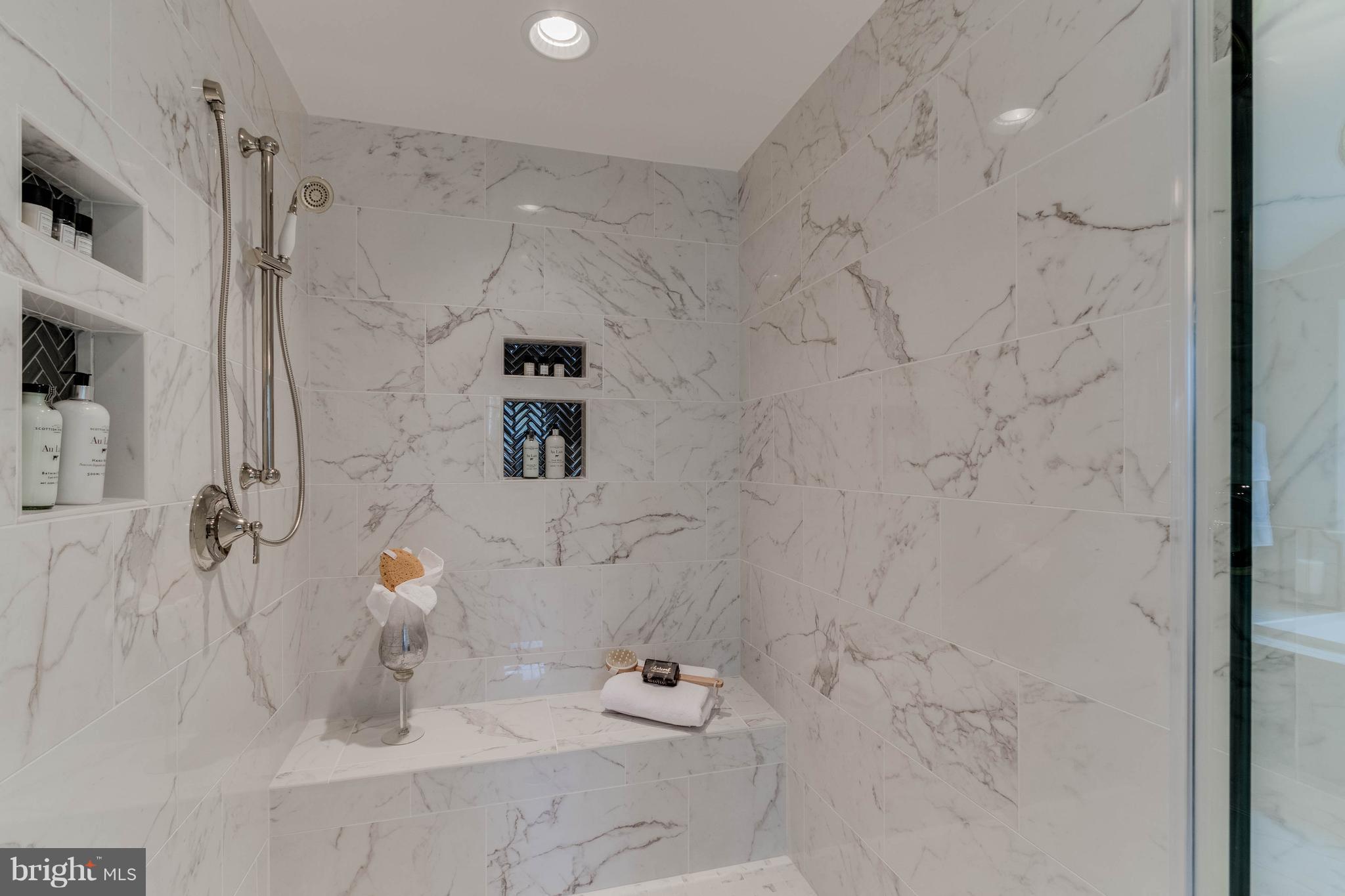 CABIN JOHN PARK - Residential