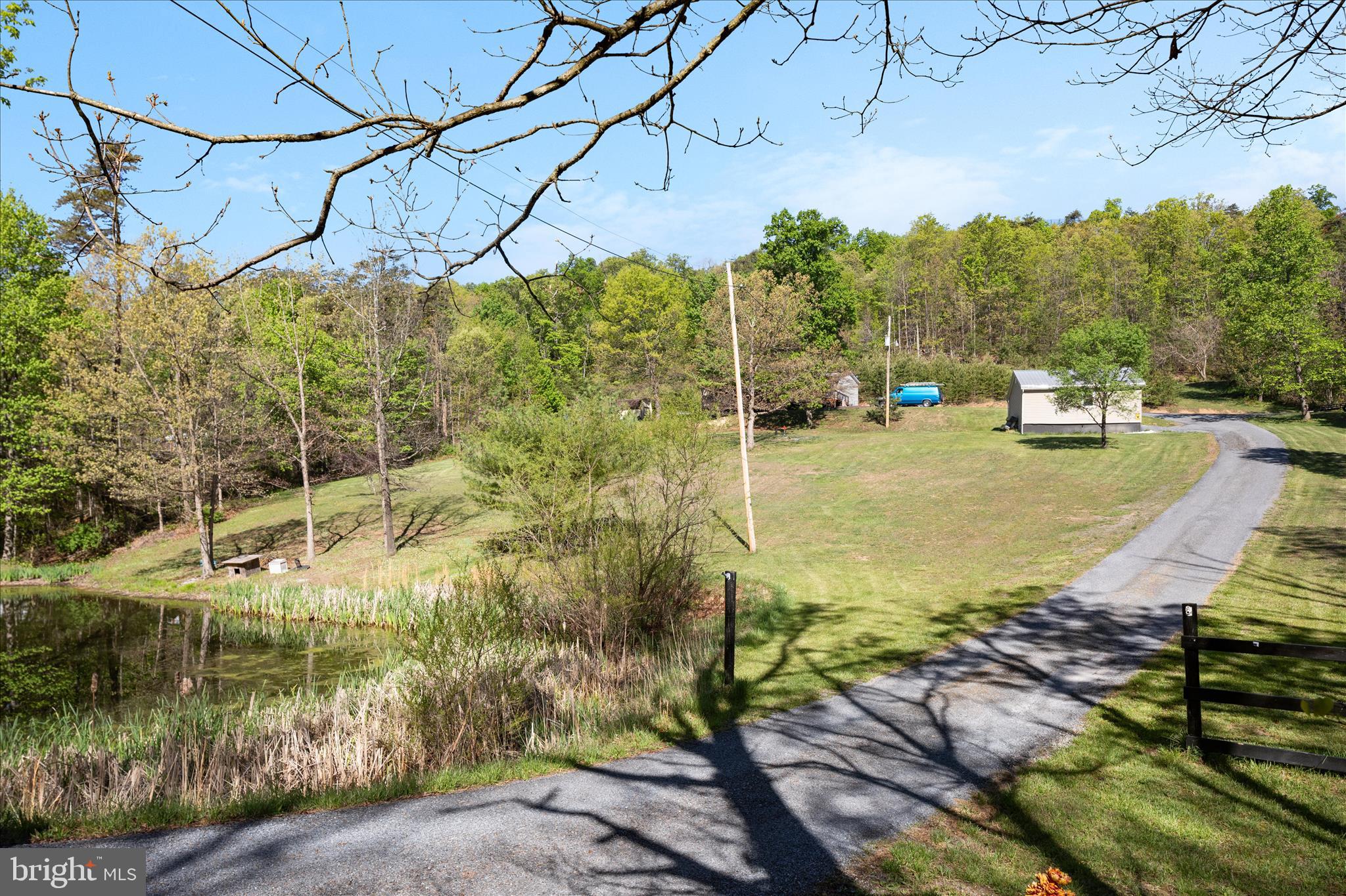 HOOVER MOUNTAIN - Residential