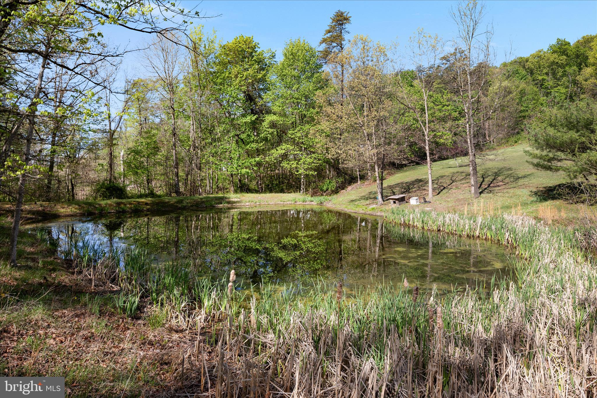 HOOVER MOUNTAIN - Residential