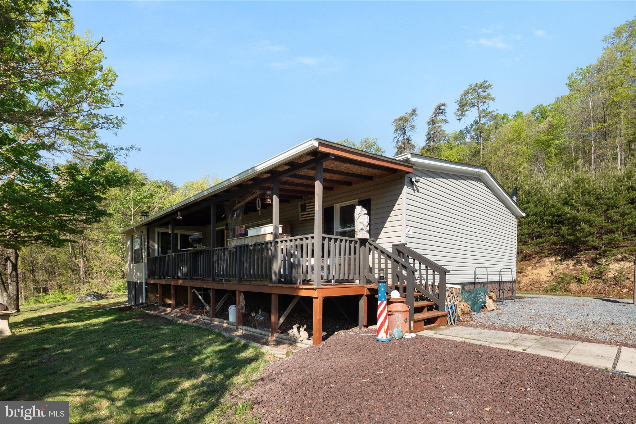 HOOVER MOUNTAIN - Residential