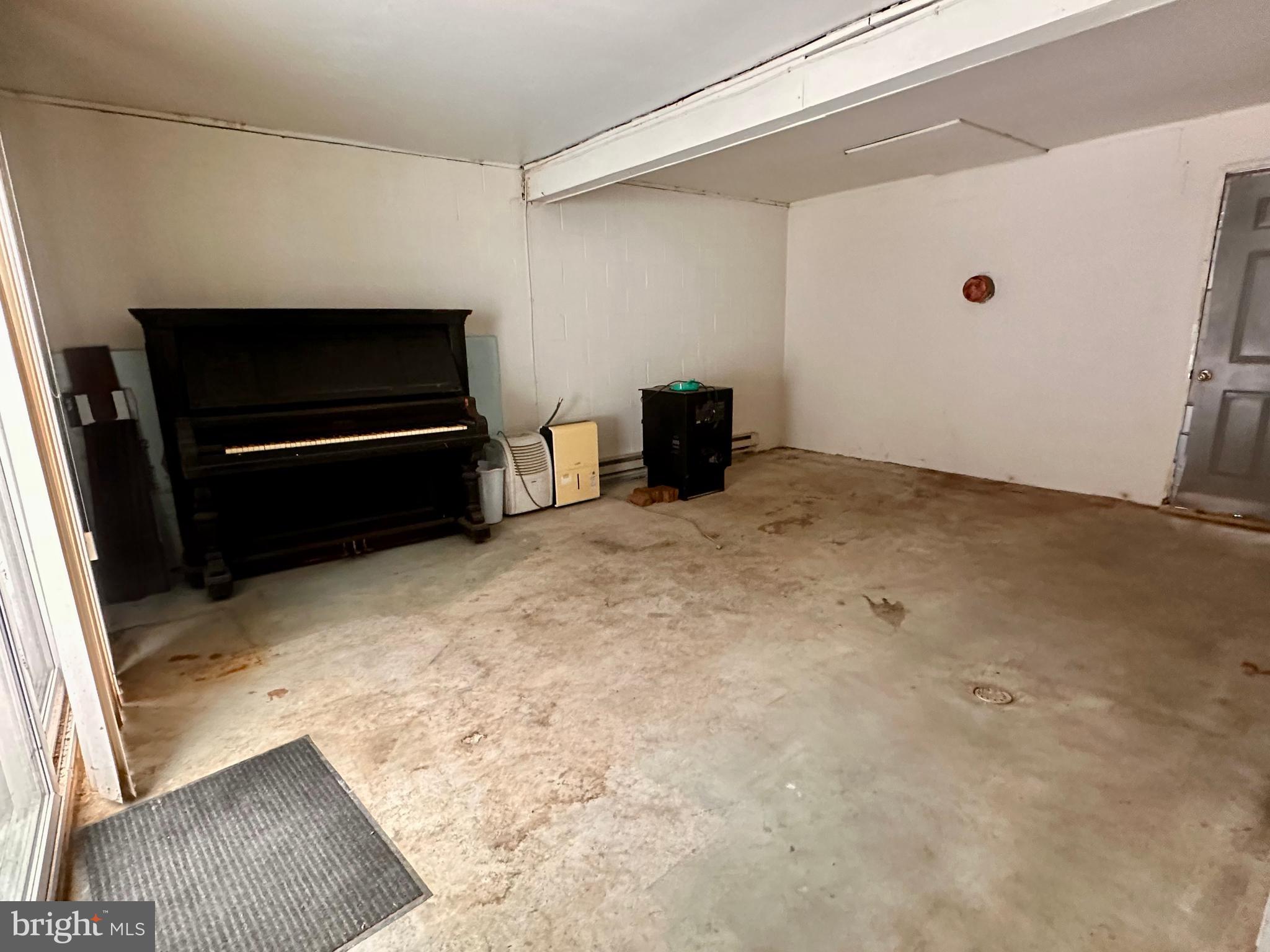 TUSCARORA HEIGHTS - Residential