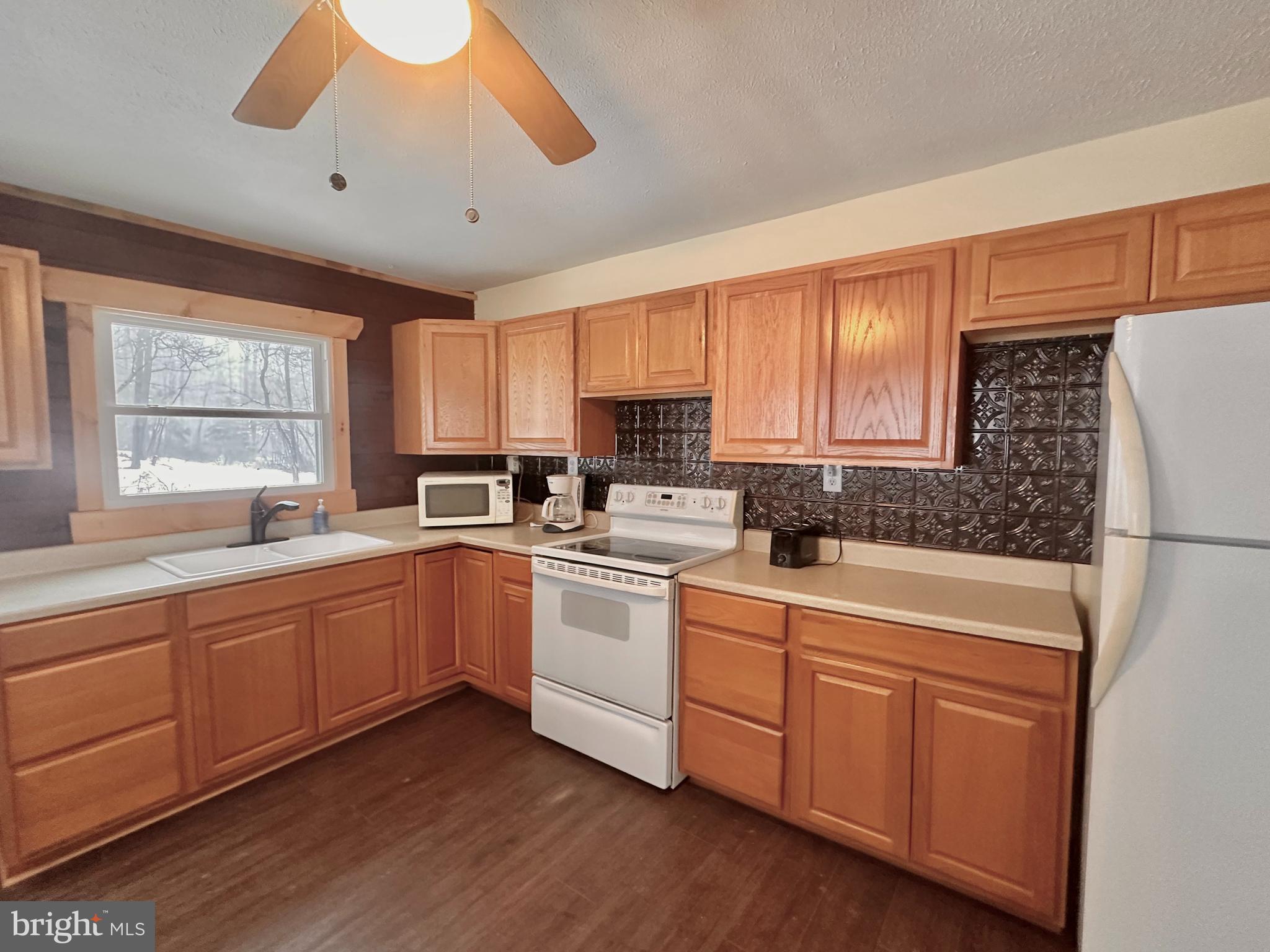 TUSCARORA HEIGHTS - Residential