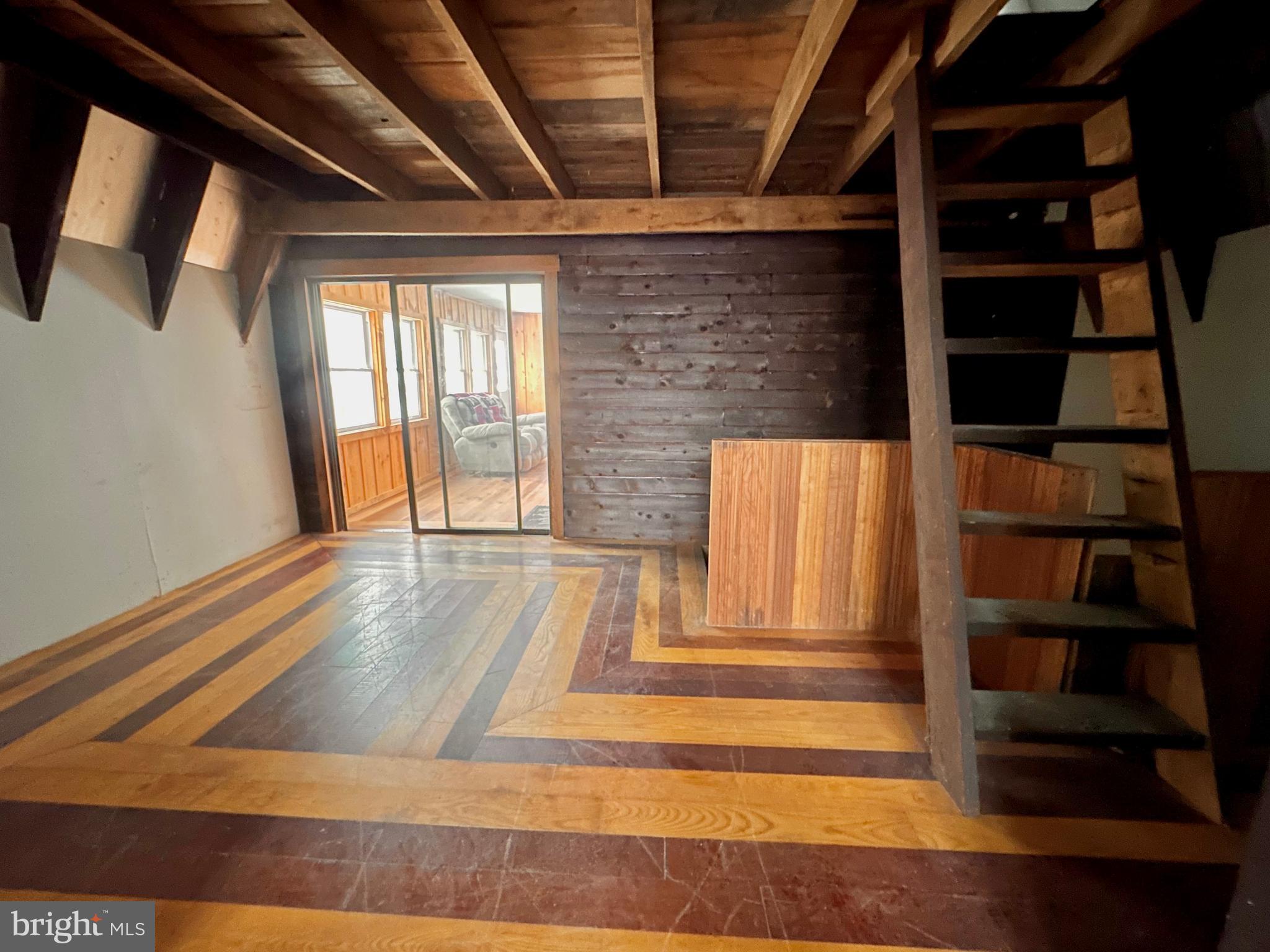 TUSCARORA HEIGHTS - Residential