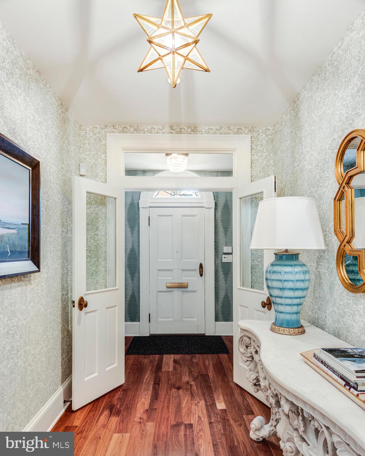 HISTORIC DISTRICT - Residential