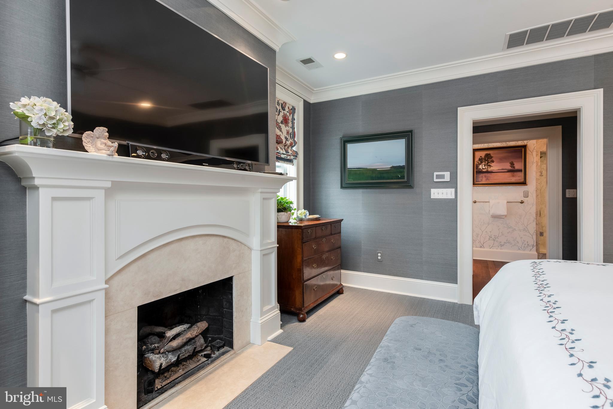 HISTORIC DISTRICT - Residential