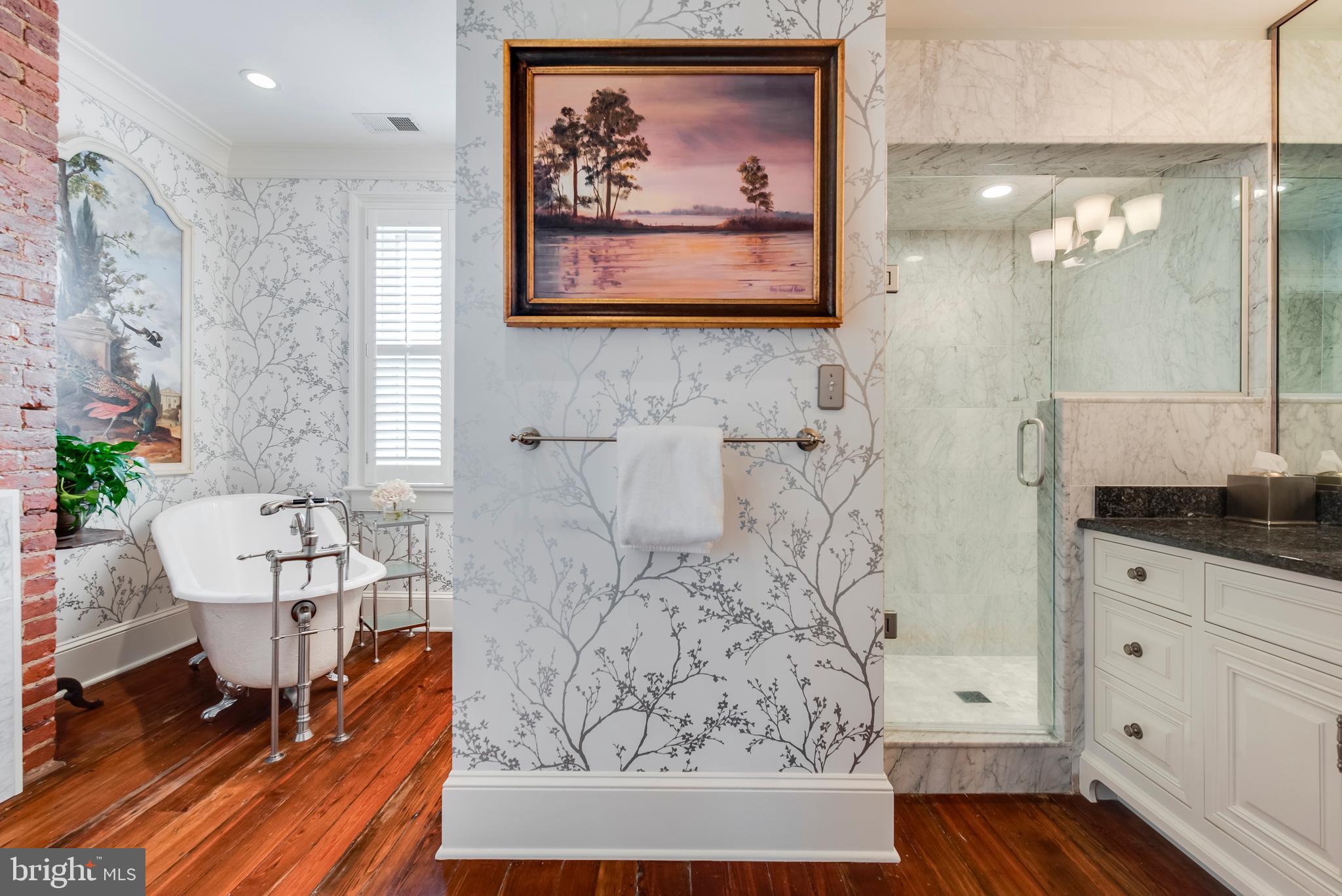 HISTORIC DISTRICT - Residential