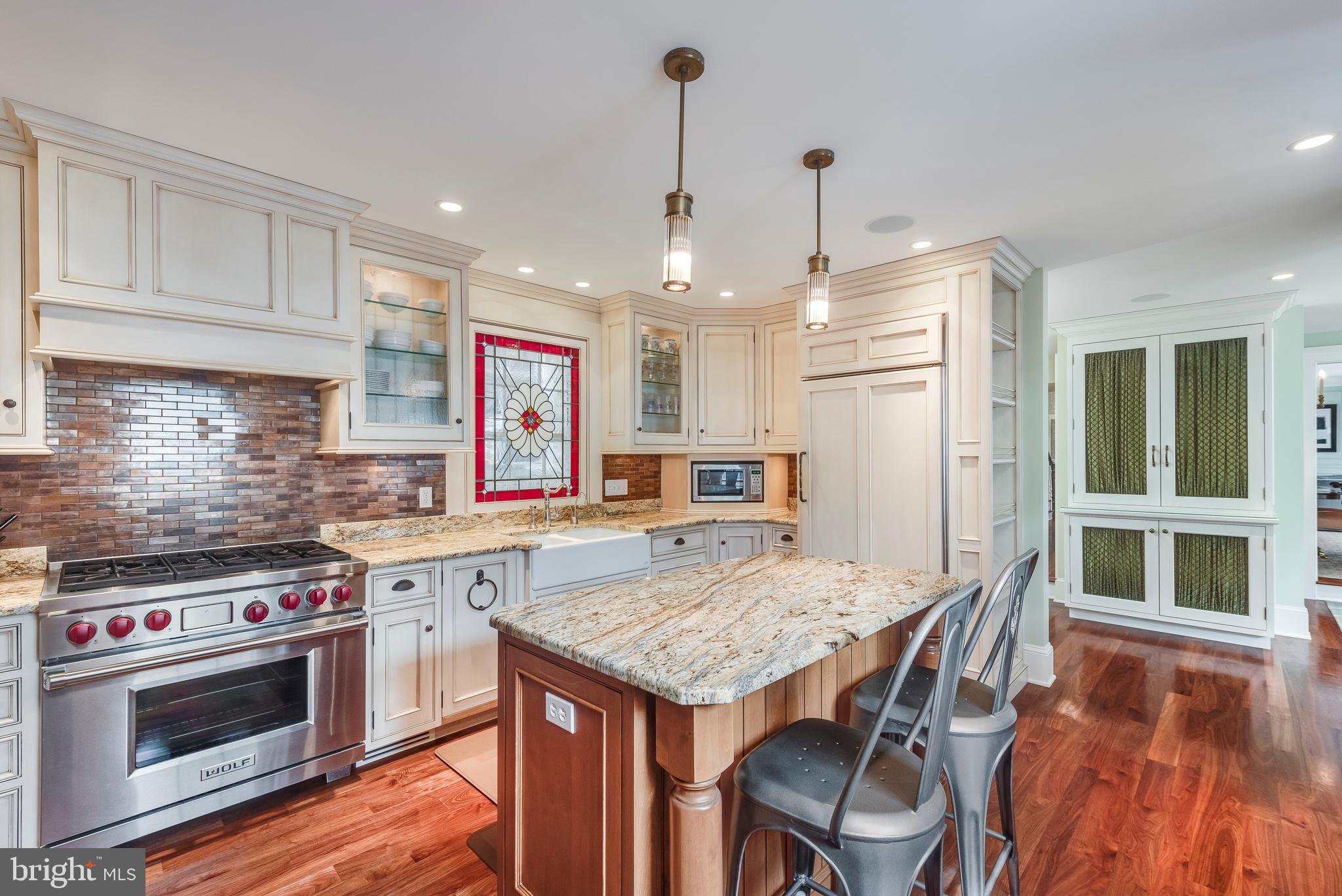 HISTORIC DISTRICT - Residential