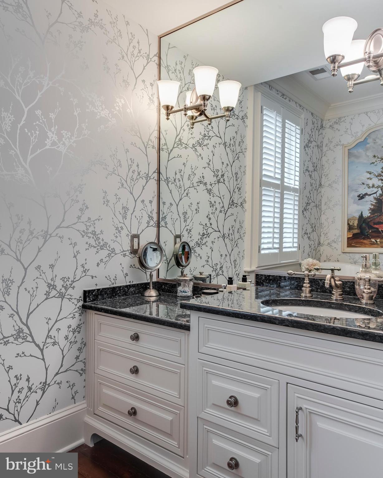 HISTORIC DISTRICT - Residential