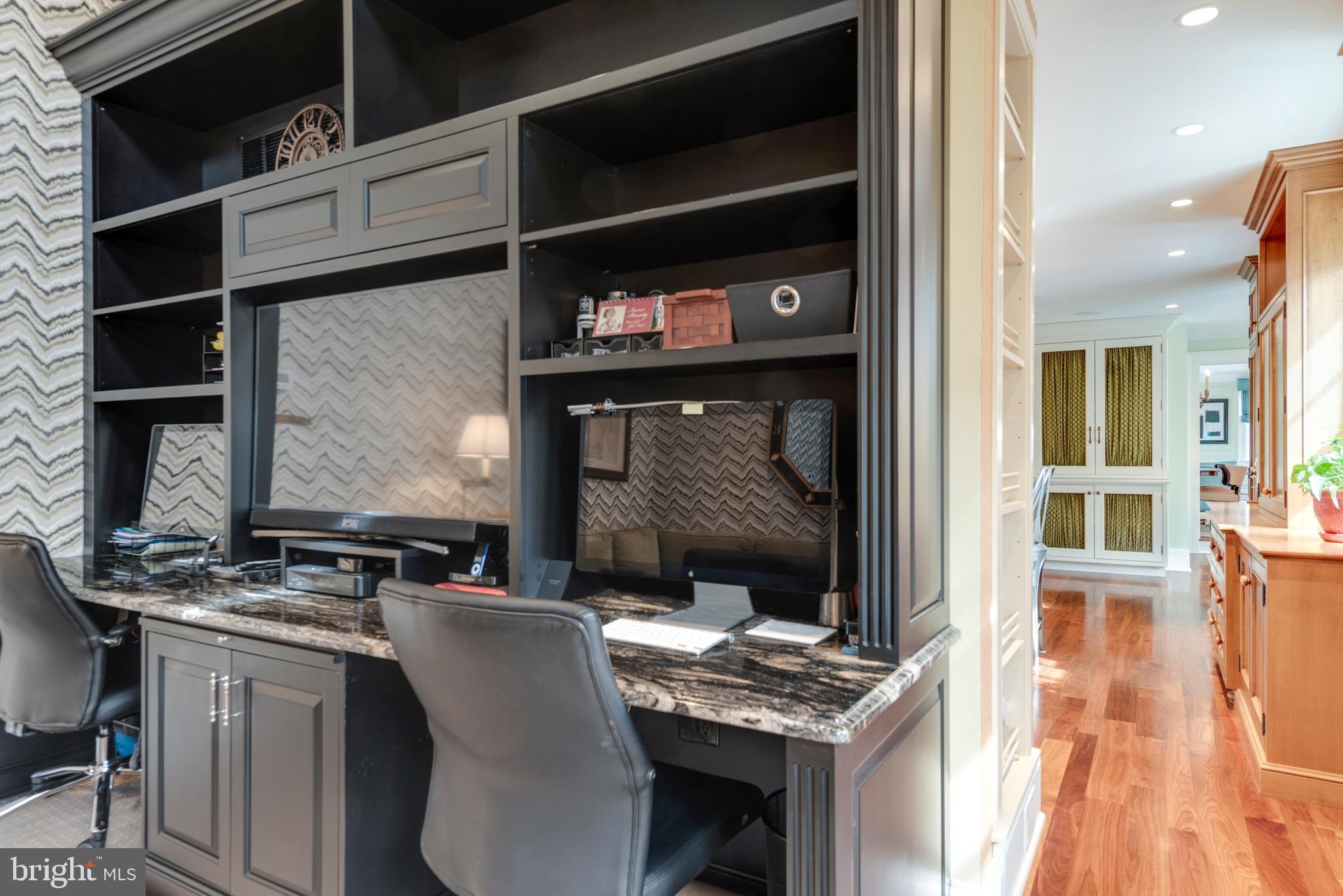 HISTORIC DISTRICT - Residential