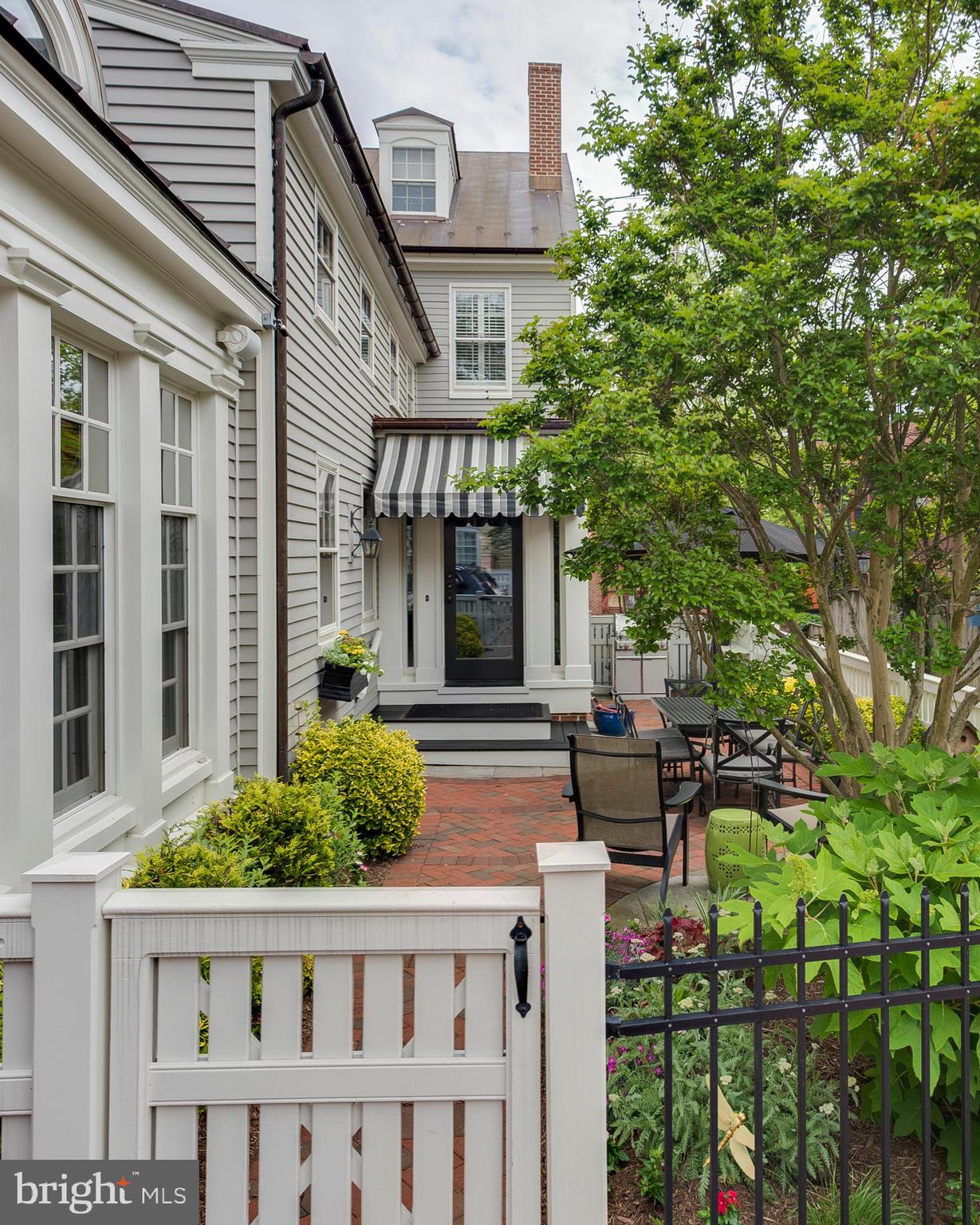 HISTORIC DISTRICT - Residential