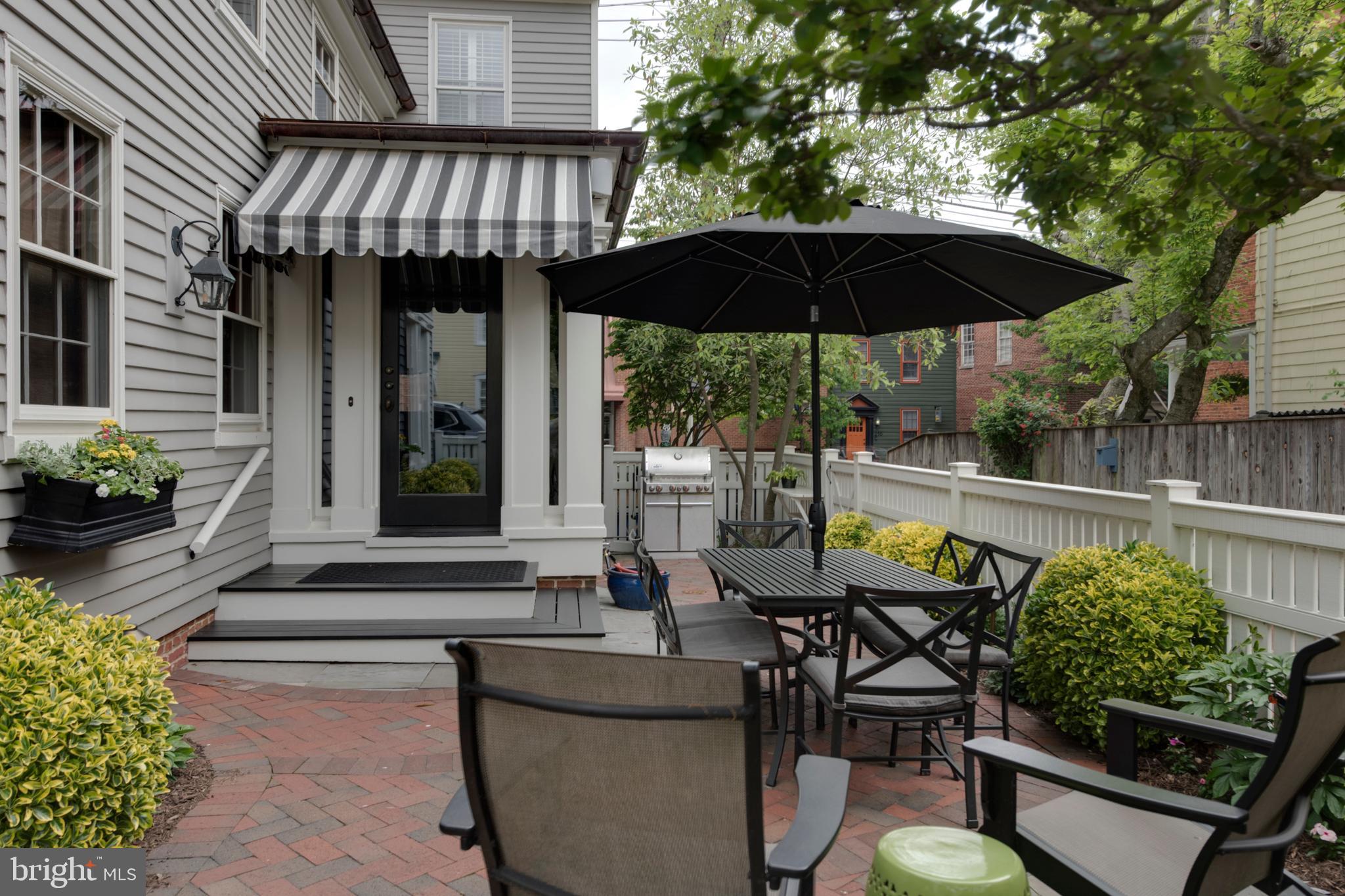 HISTORIC DISTRICT - Residential