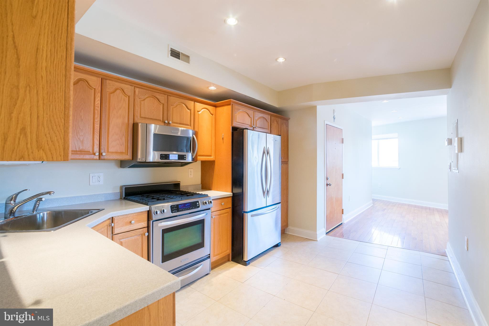 PHILADELPHIA (SOUTH) - Residential Lease