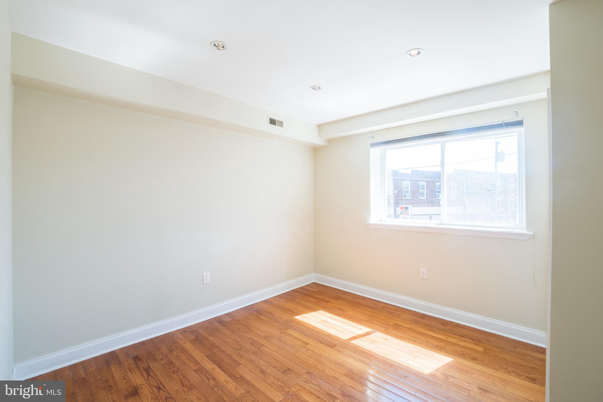 PHILADELPHIA (SOUTH) - Residential Lease