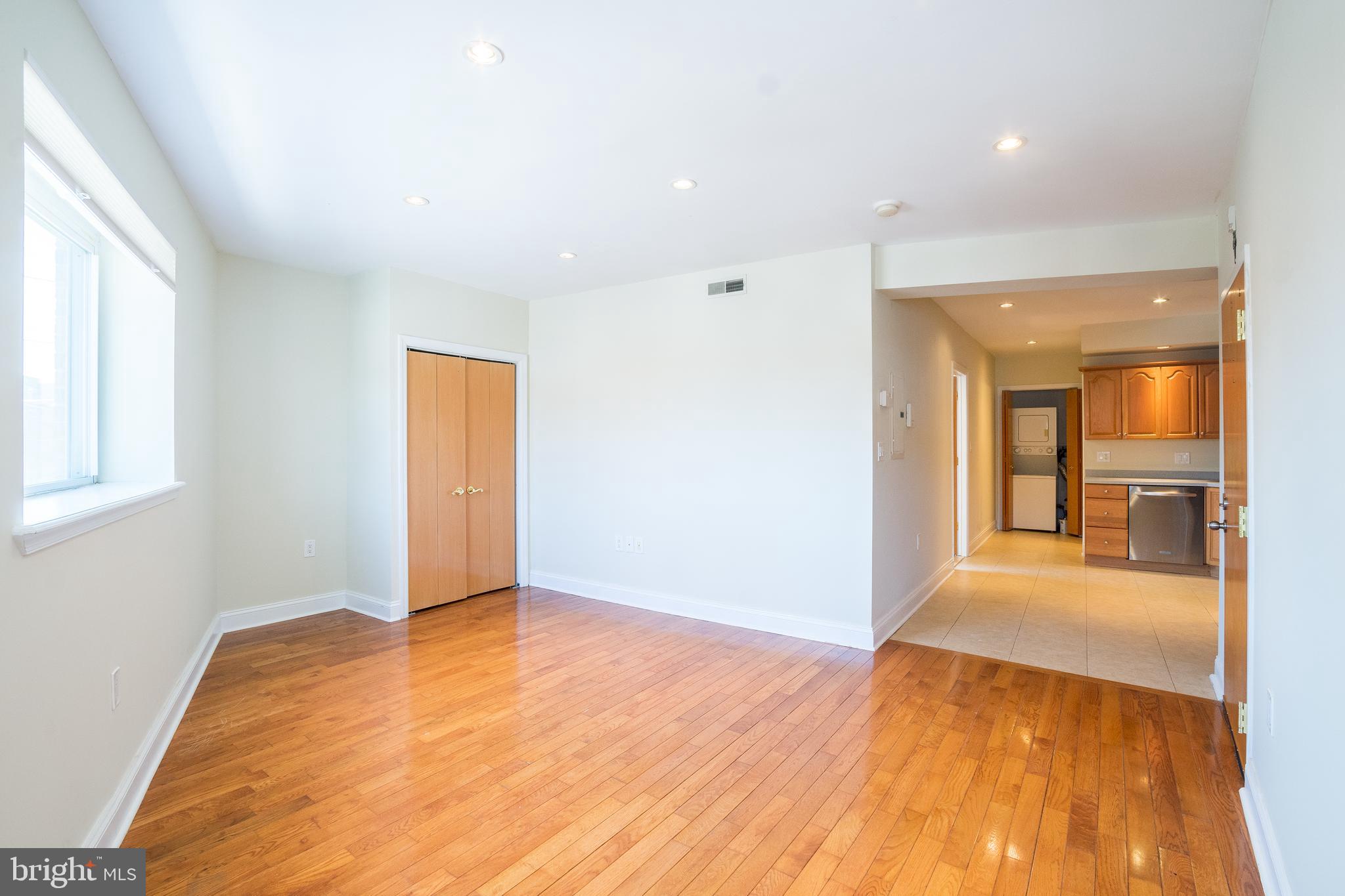 PHILADELPHIA (SOUTH) - Residential Lease