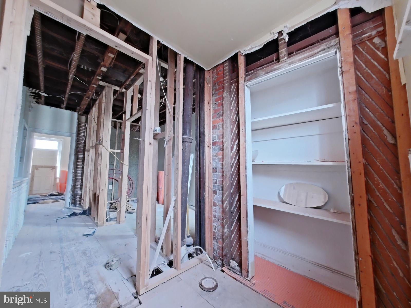 KENSINGTON - Residential