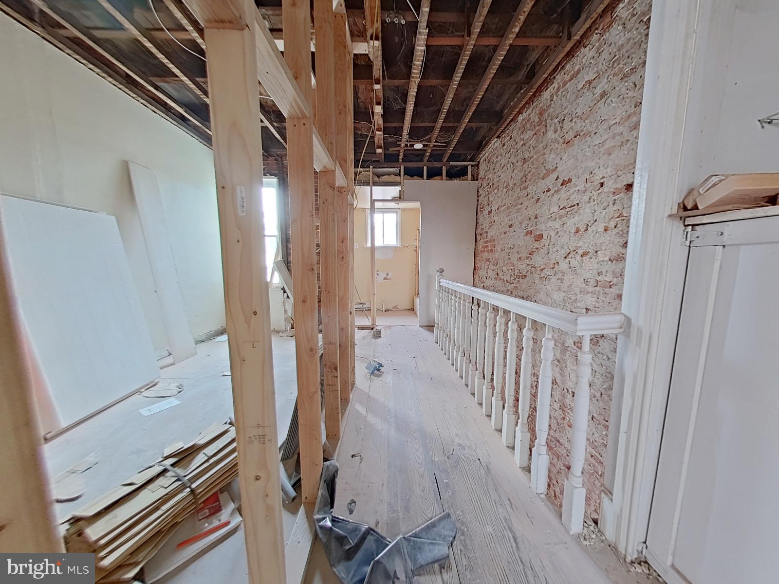 KENSINGTON - Residential