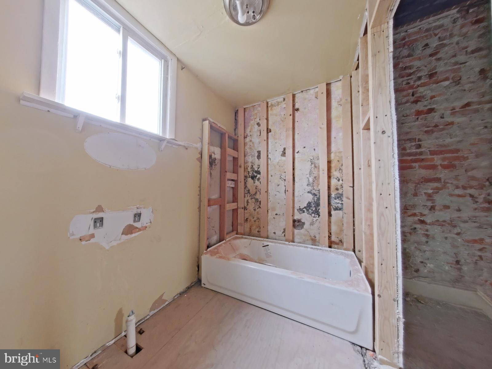 KENSINGTON - Residential