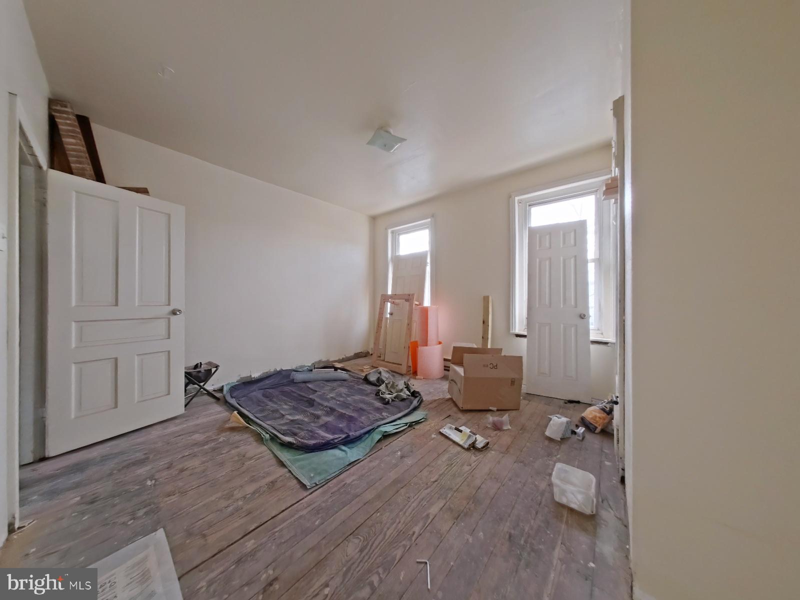 KENSINGTON - Residential