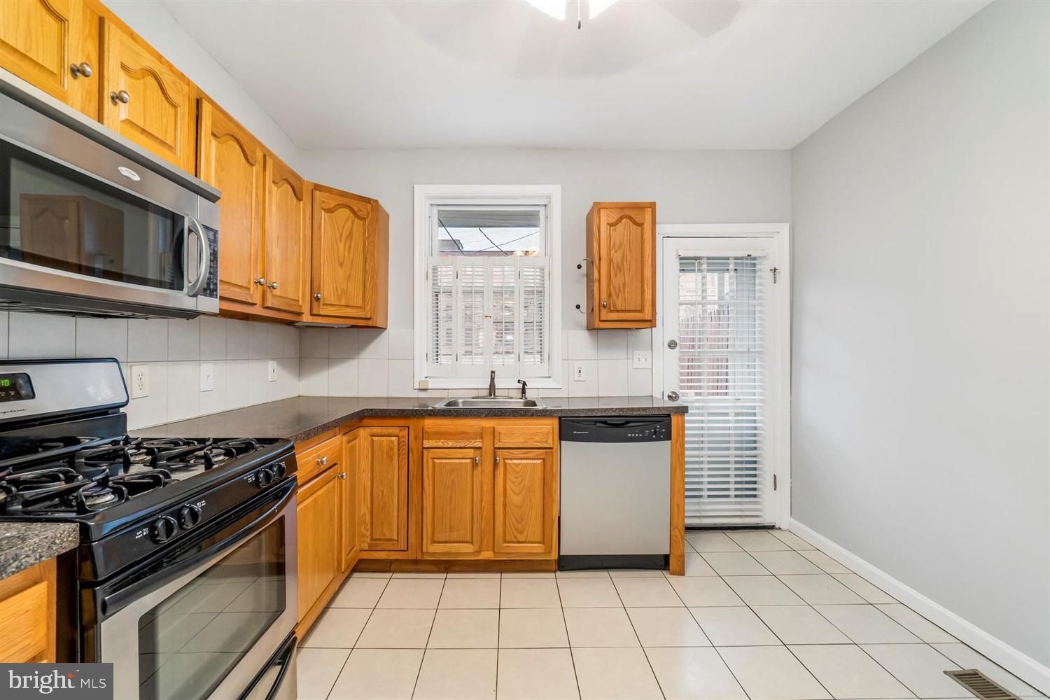 GREEKTOWN - Residential