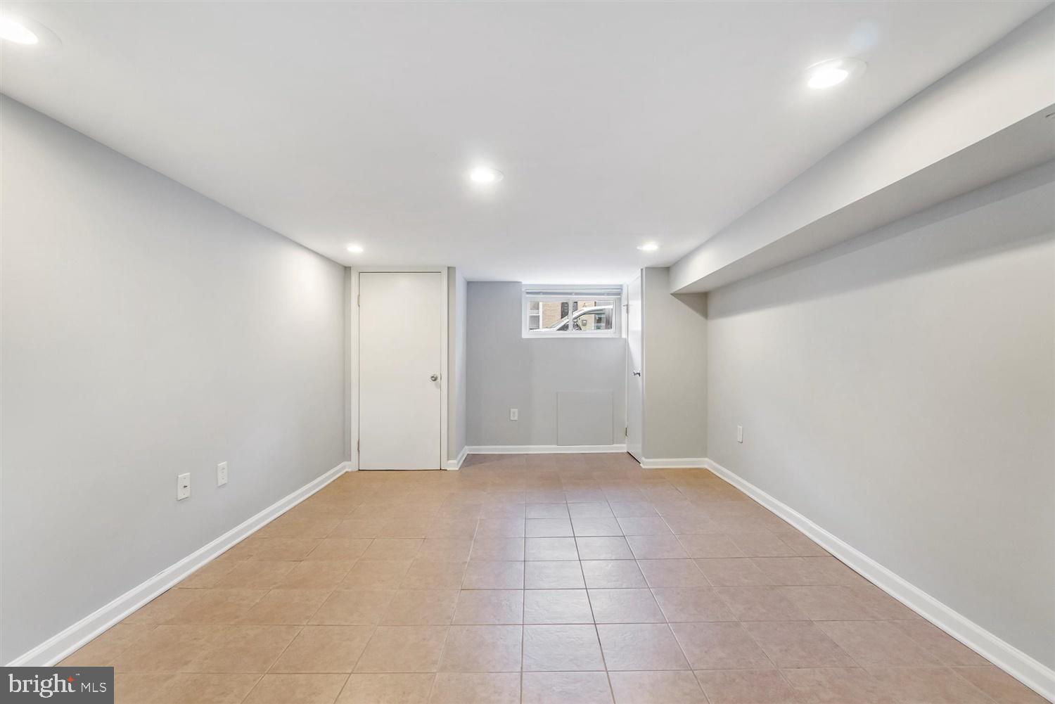 GREEKTOWN - Residential