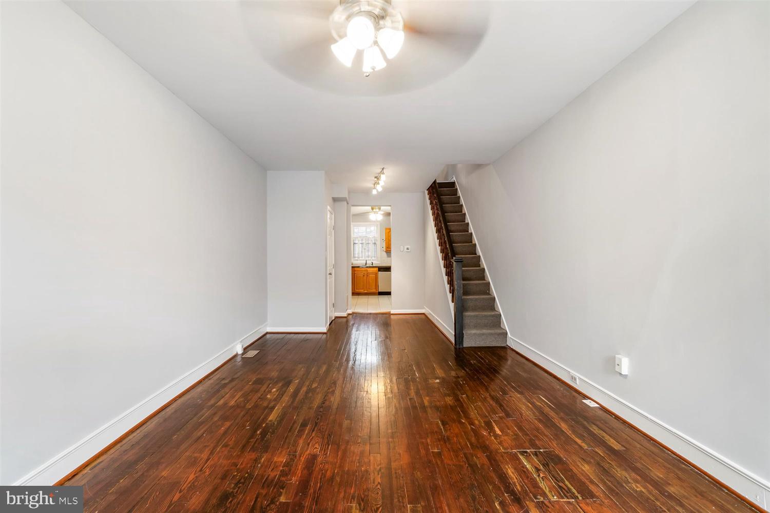 GREEKTOWN - Residential