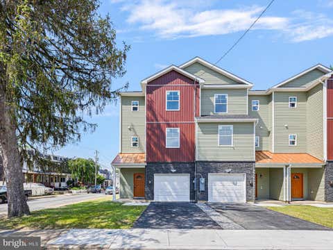 Townhouse For Sale - 590 W Thirtieth Street<br/> WILMINGTON, DE 19802