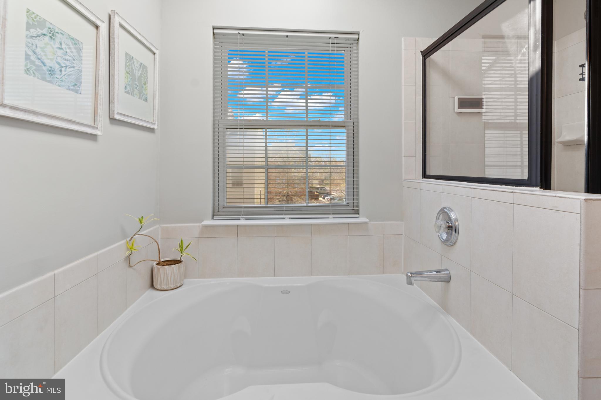 CROFTON VALLEY - Residential