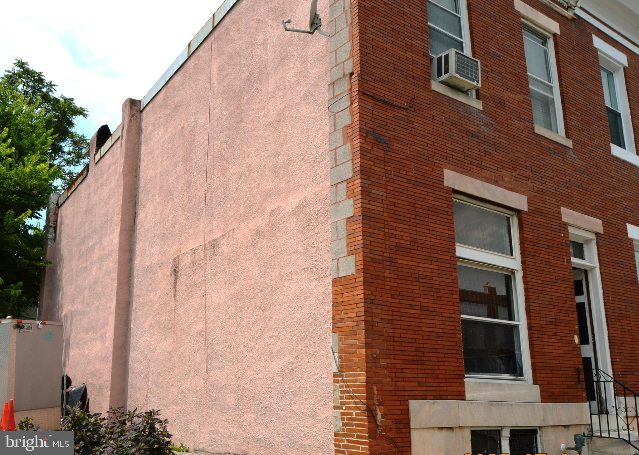 1702 N SMALLWOOD STREET N