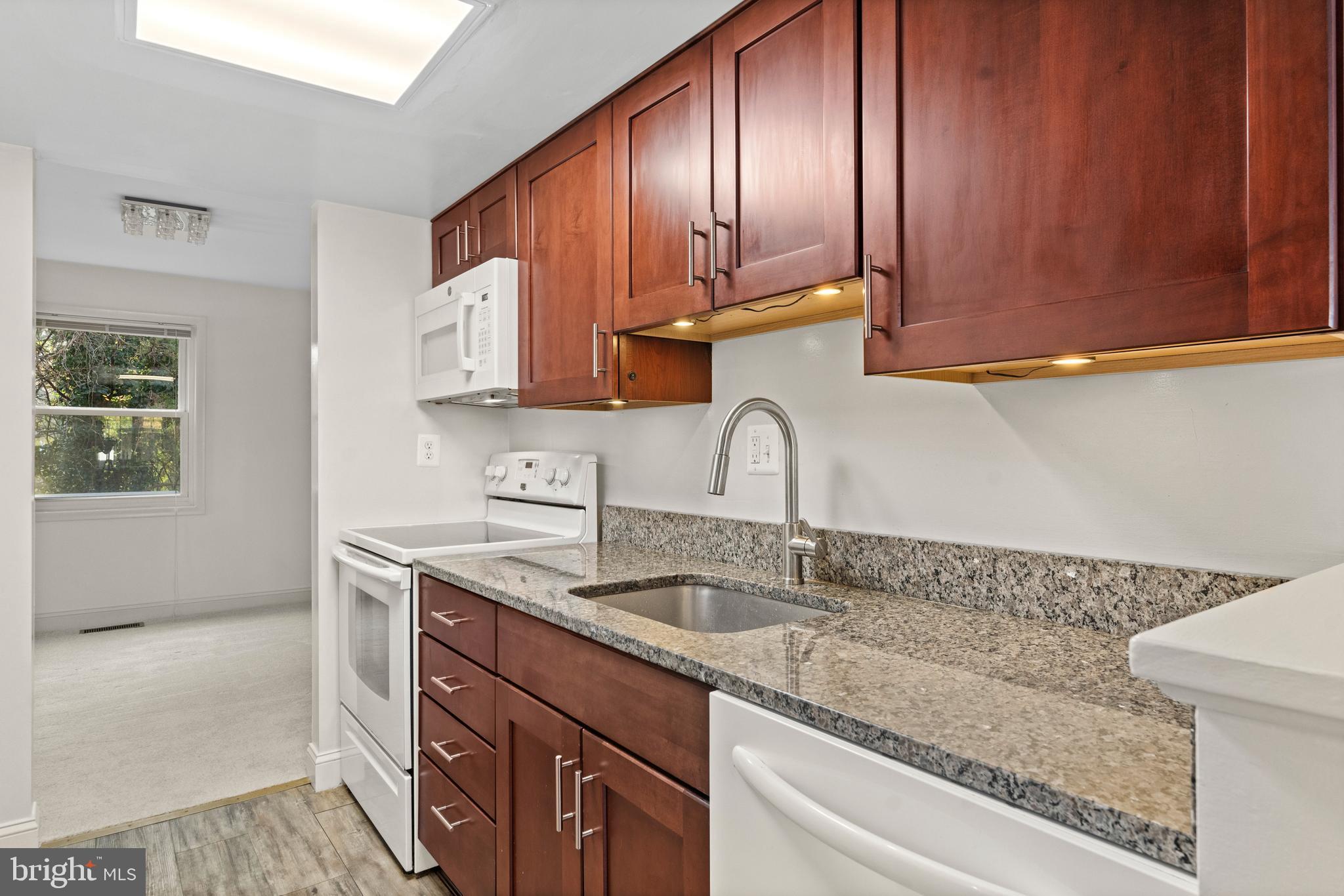 LITTLE RIVER VILLAGE - Residential