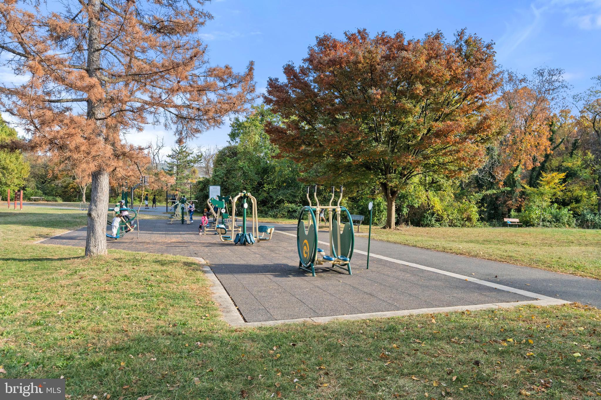 LITTLE RIVER VILLAGE - Residential