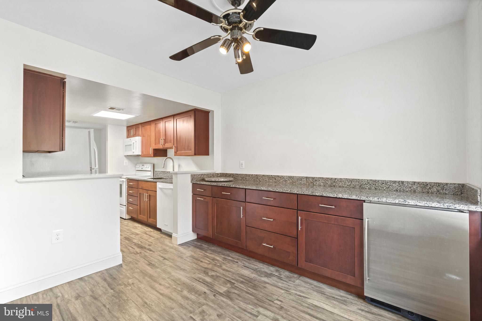 LITTLE RIVER VILLAGE - Residential