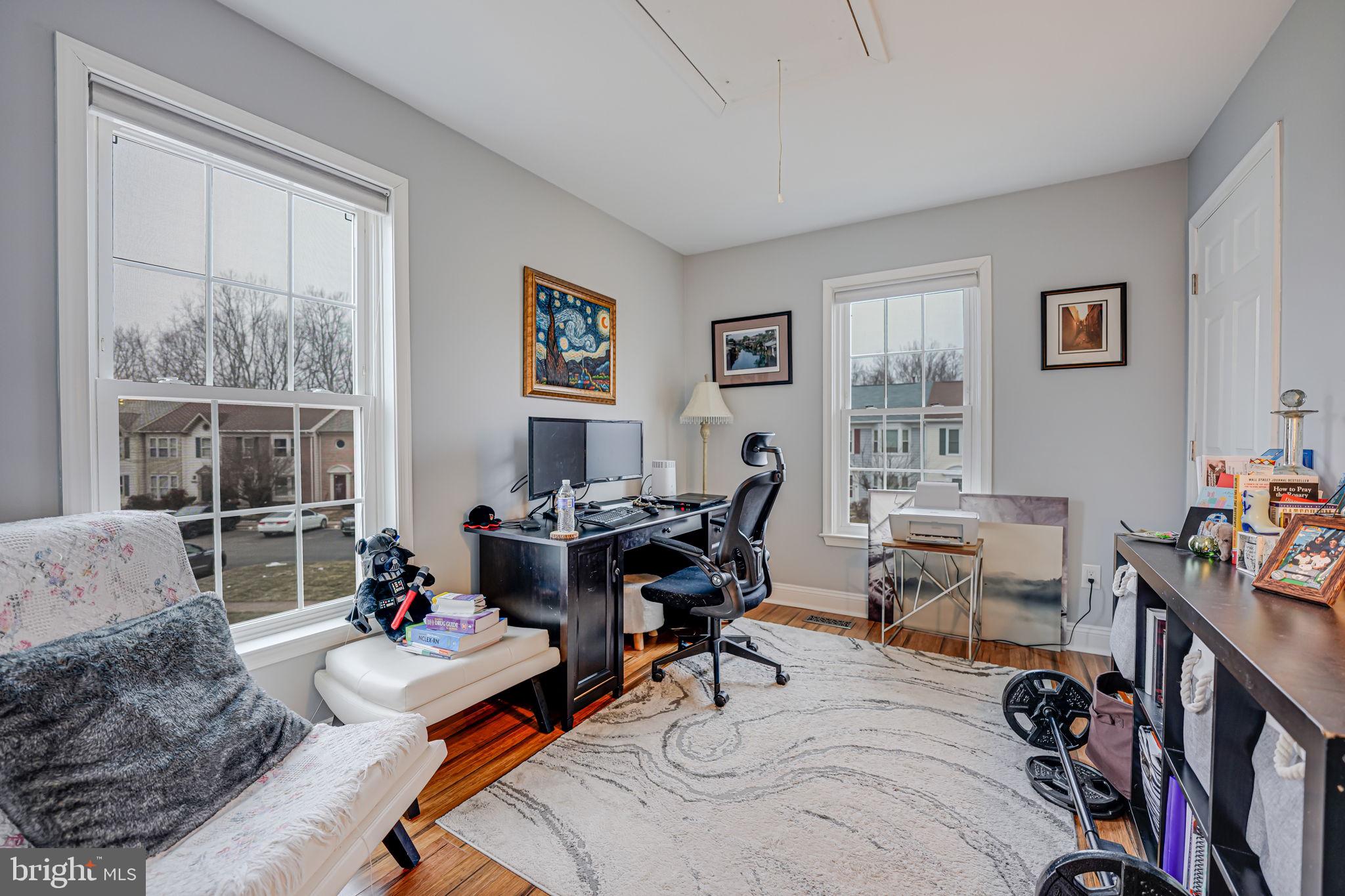 LIFESTYLE AT SULLY STATION - Residential