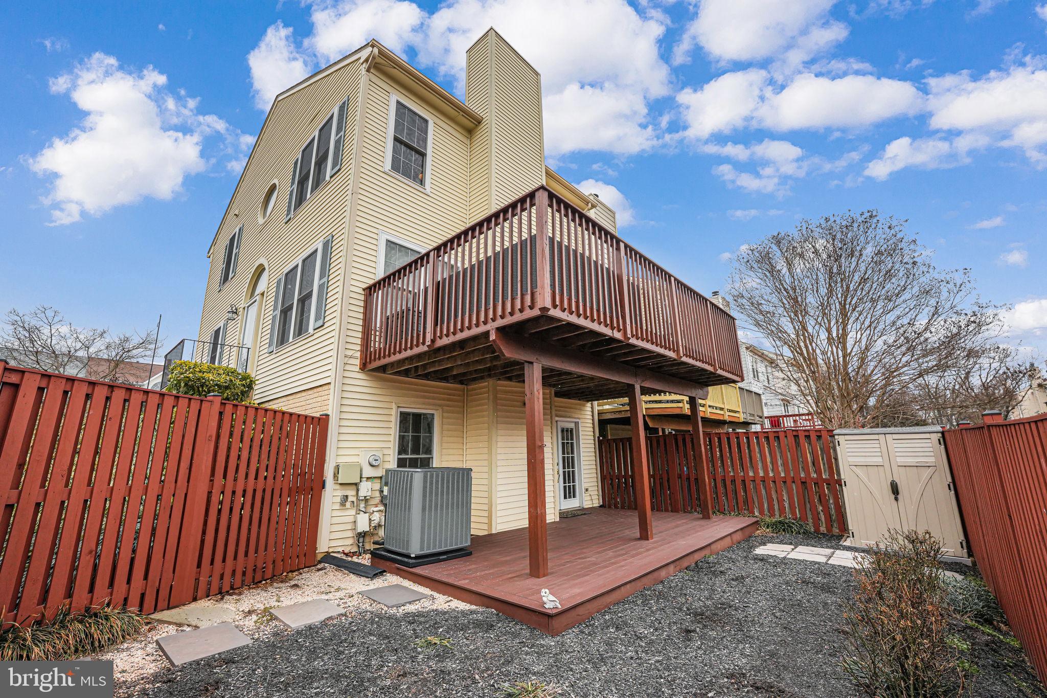 5193 GLEN MEADOW DRIVE