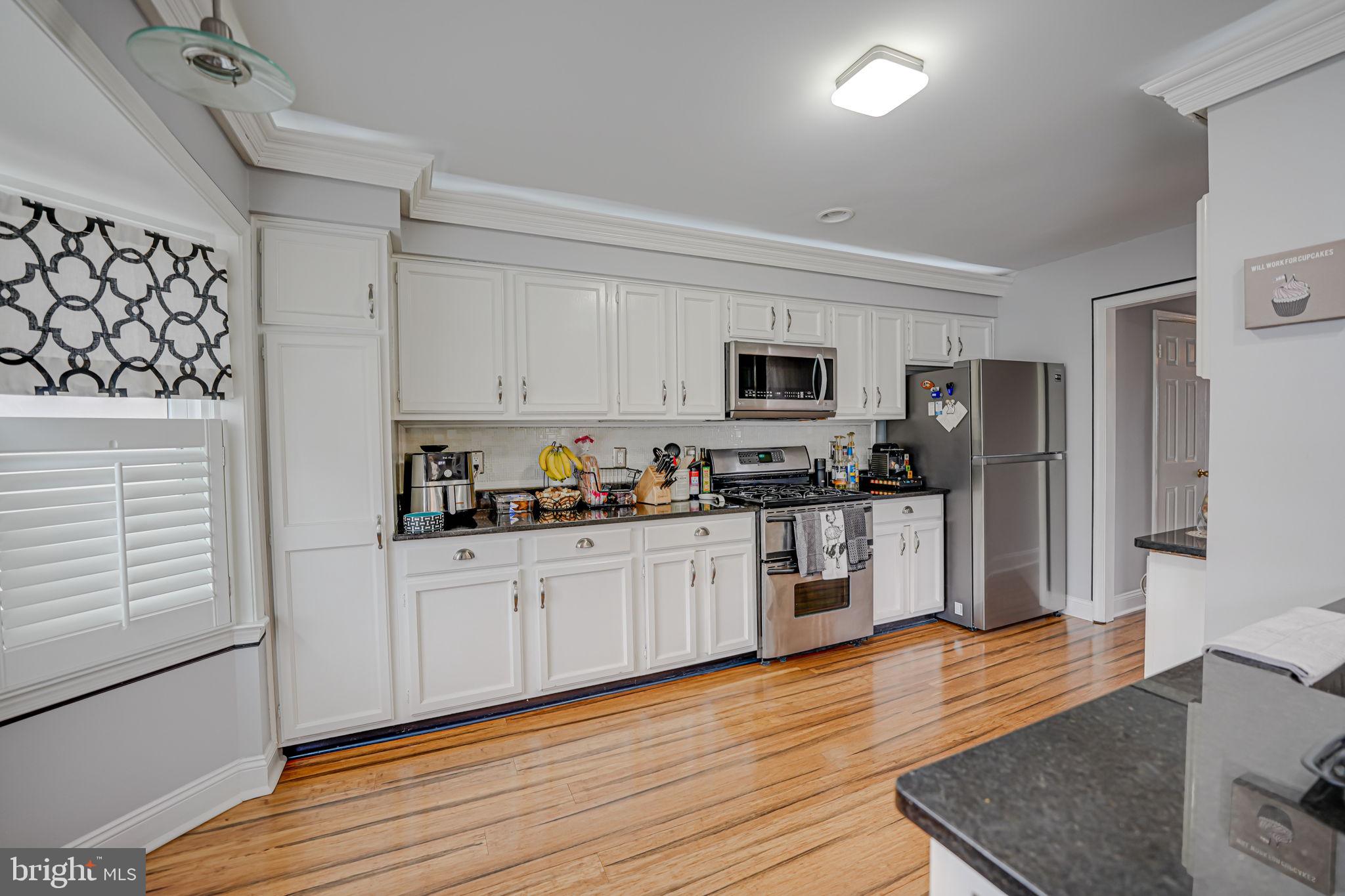 LIFESTYLE AT SULLY STATION - Residential