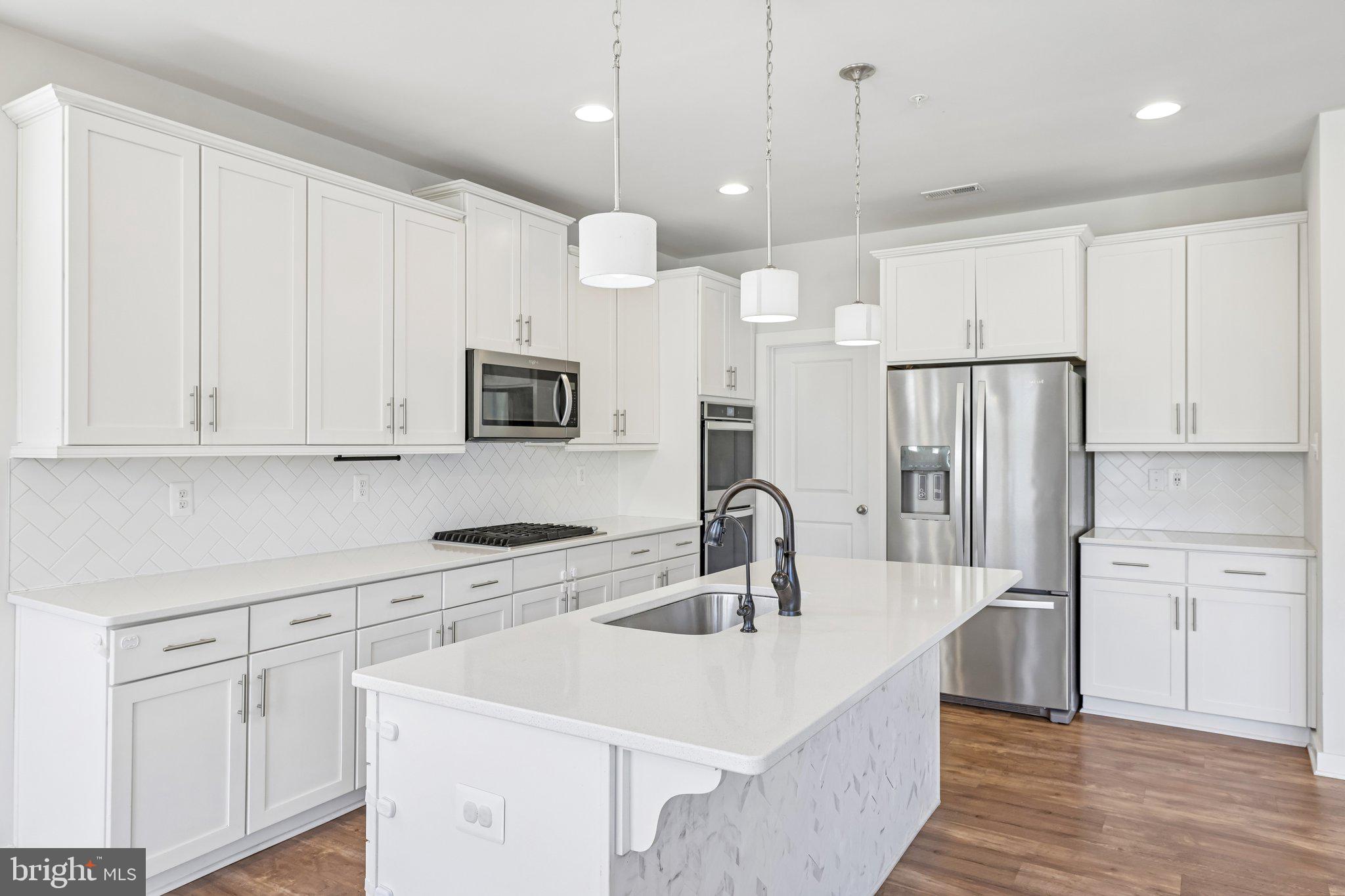 TUSCARORA CREEK - Residential