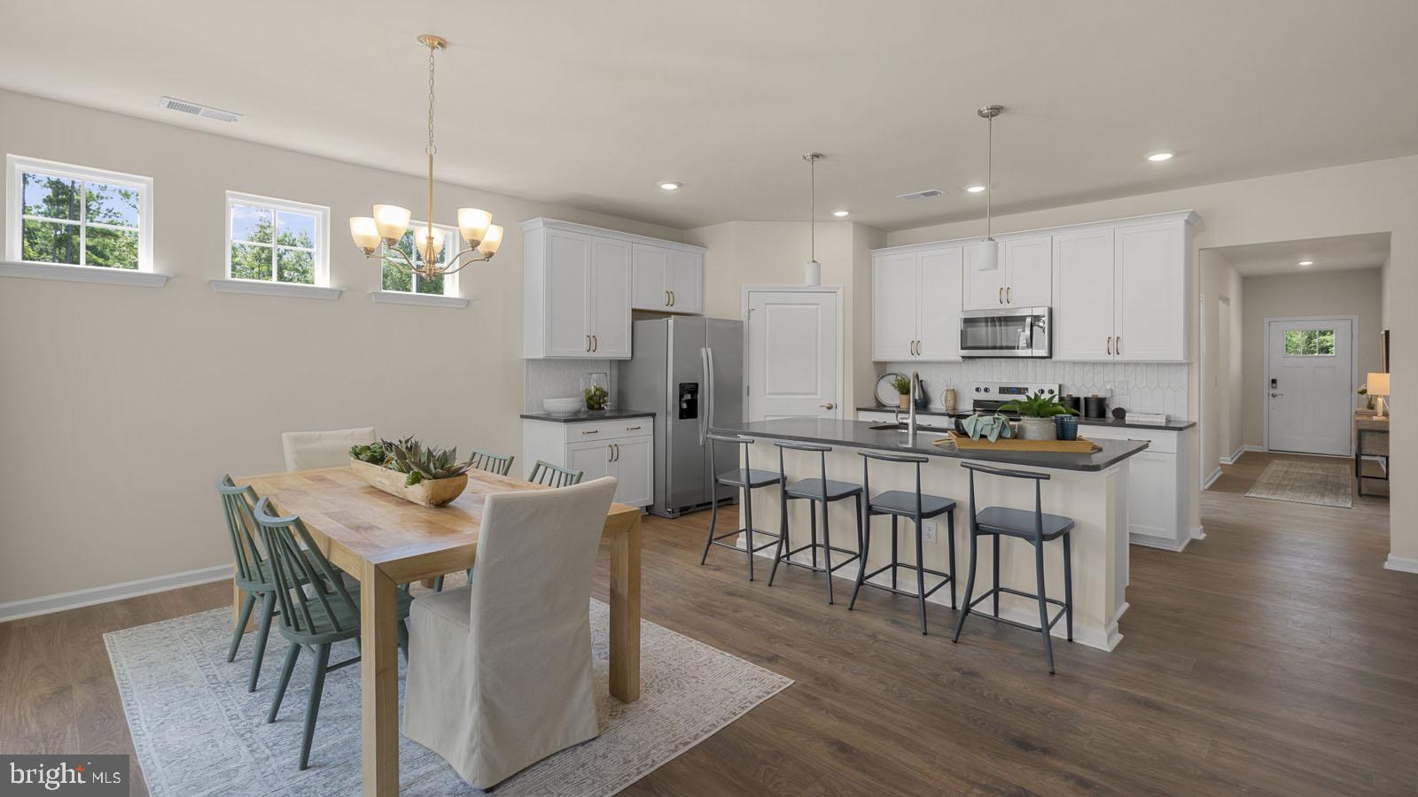 WILLOW RUN - Residential