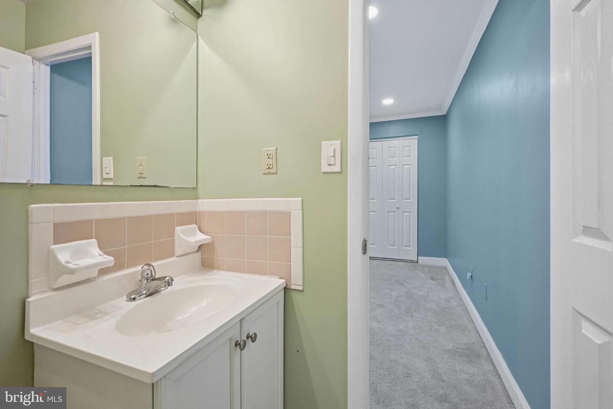 BRYN ERIN - Residential Lease