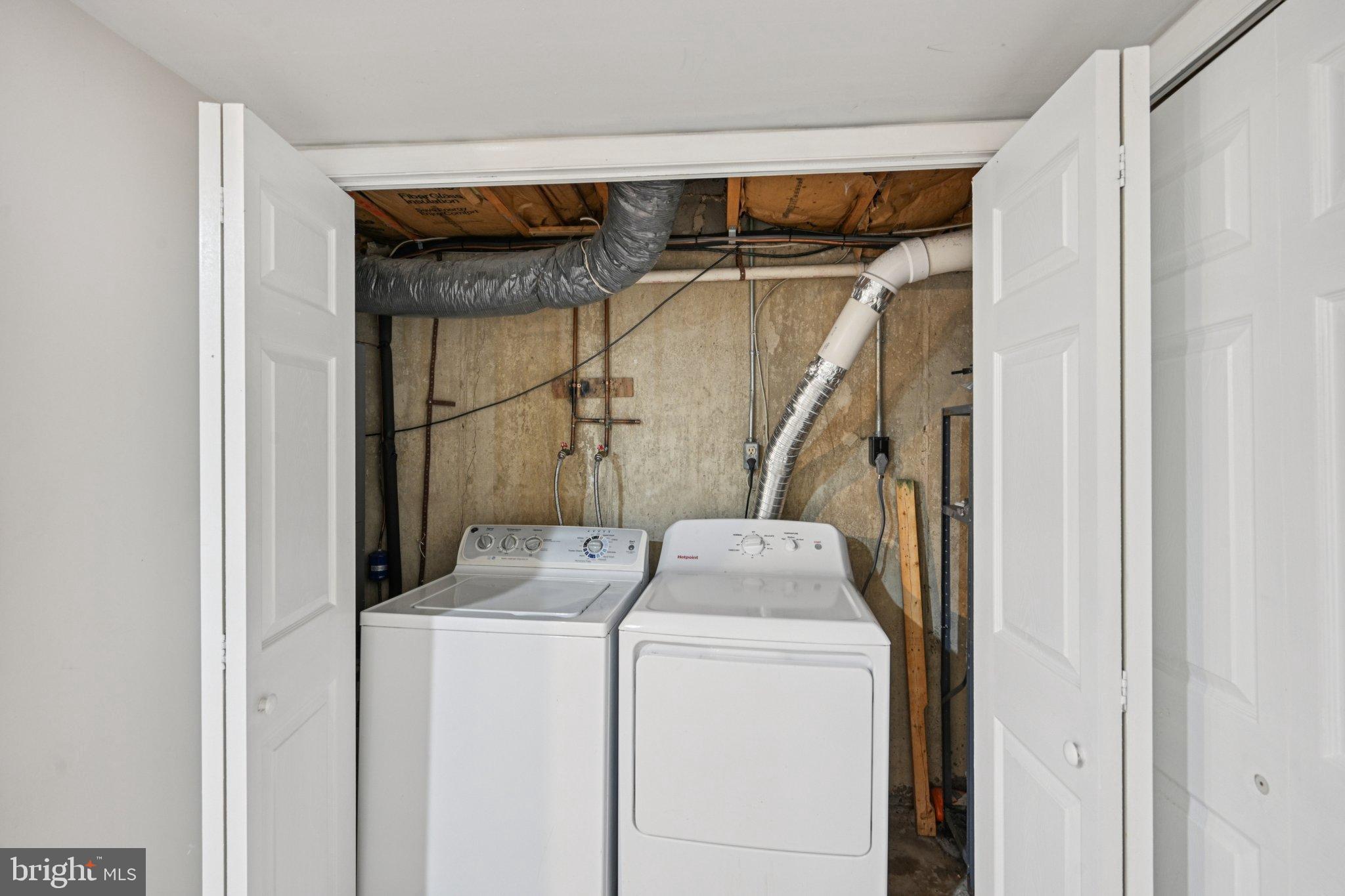 BRYN ERIN - Residential Lease